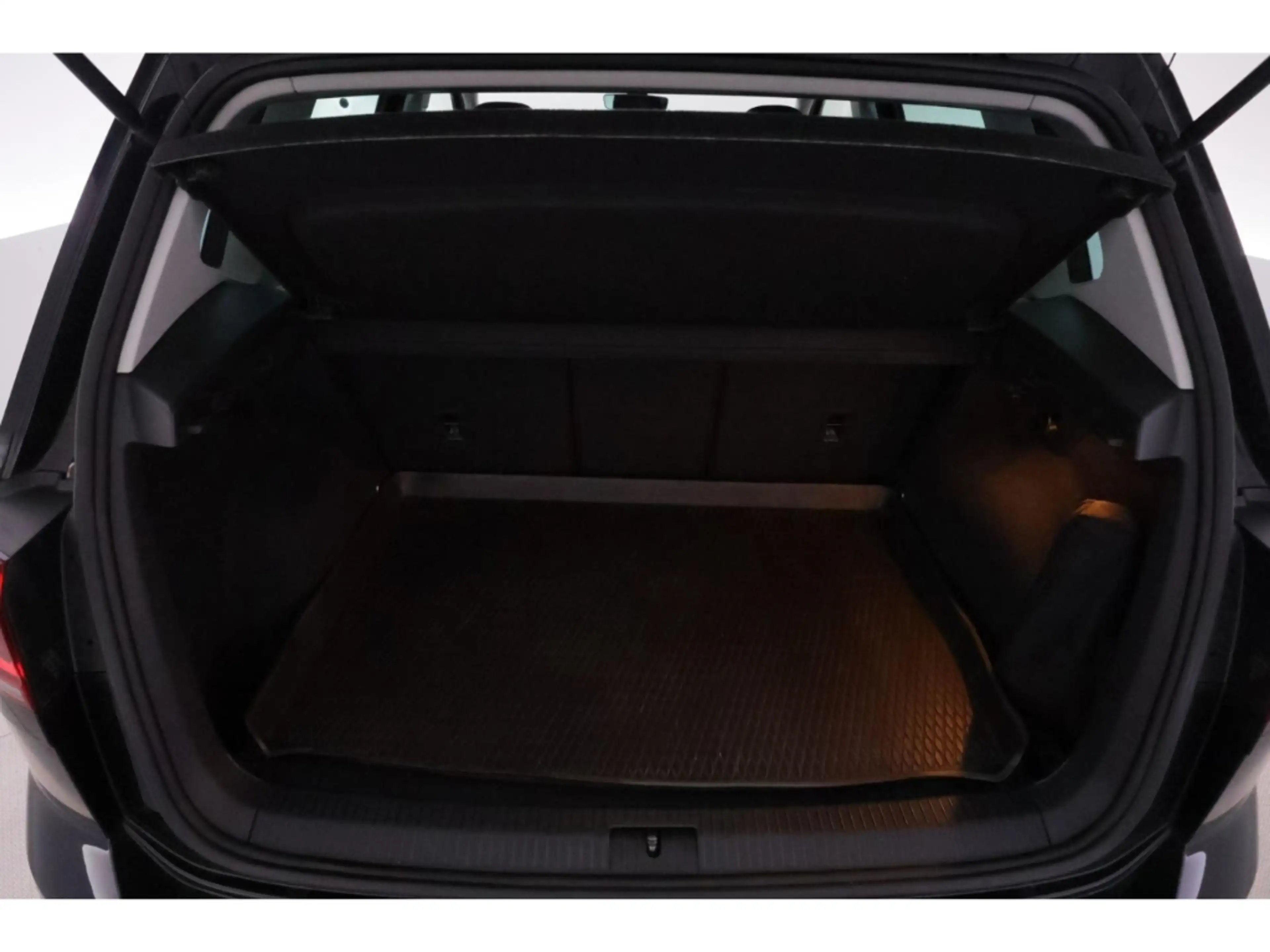 Volkswagen Golf Sportsvan 1.5TSI DSG+NAVI+KAMERA+STANDHZG — photo 20
