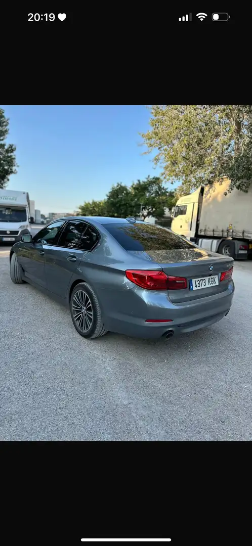 BMW 520 520dA Touring xDrive Luxury - 2
