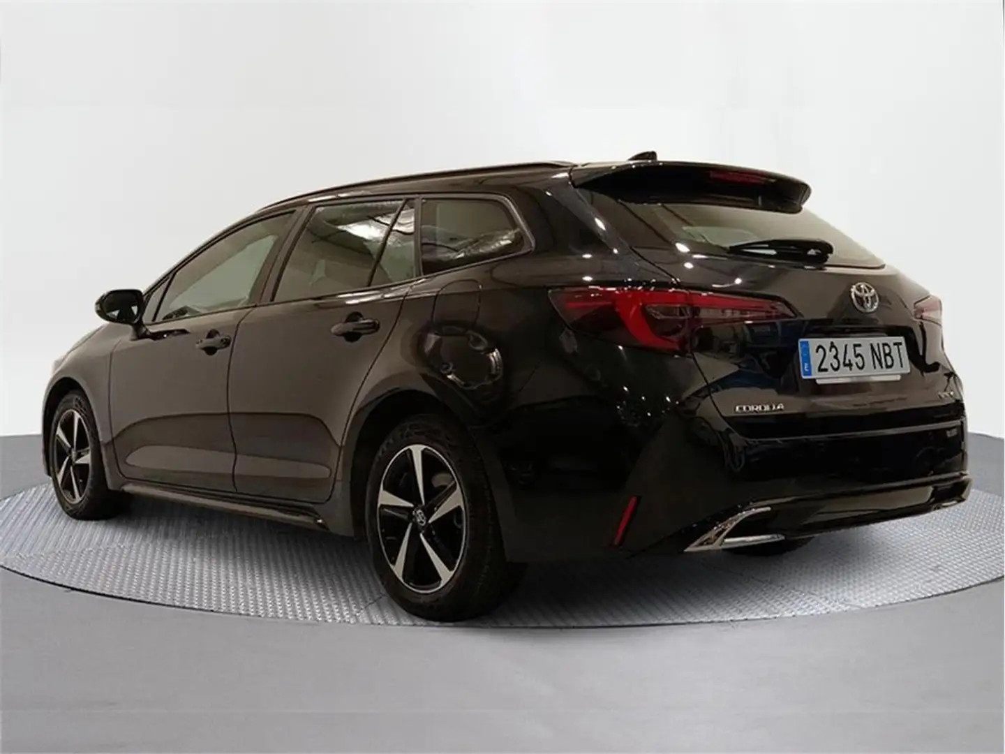Toyota Corolla Touring Sports 140H Active Plus - 2