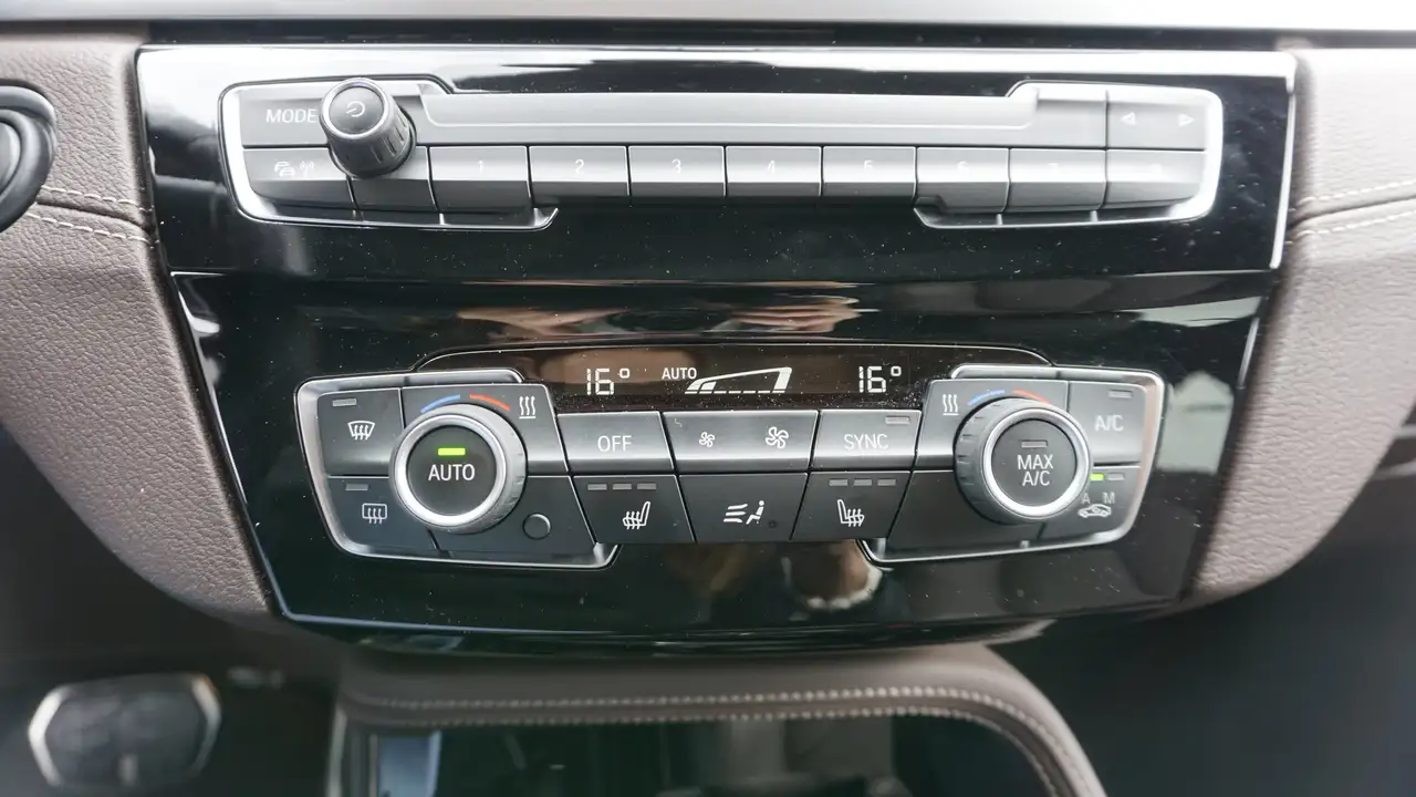 BMW X2 xDrive25e Head-Up+StKlima+Navi+Pano+Kamera+BT, миниатюра 20