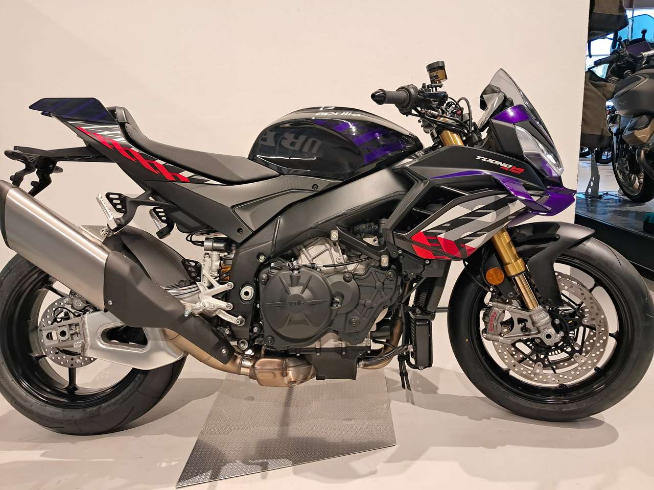 Aprilia Tuono 1100 Factory