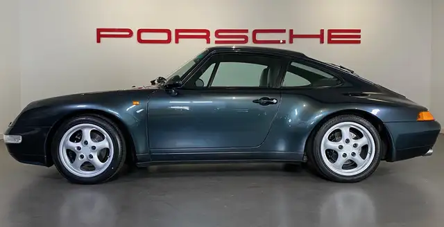 Porsche 993 3.6 Coupé, Aventura green, handgeschakeld!