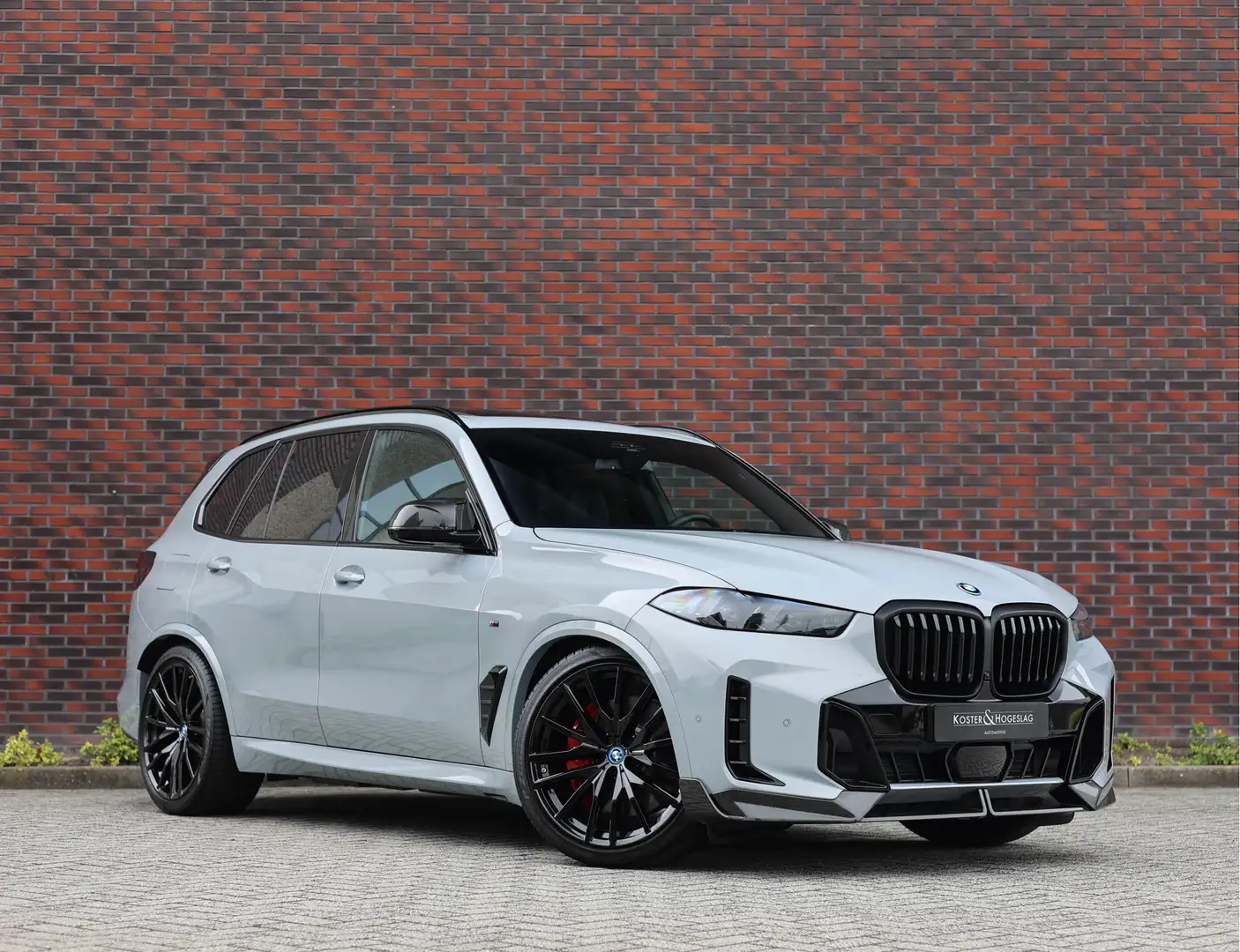 BMW X5 50e xDrive | M Performance - Pano - Trekhaak Grigio - 1