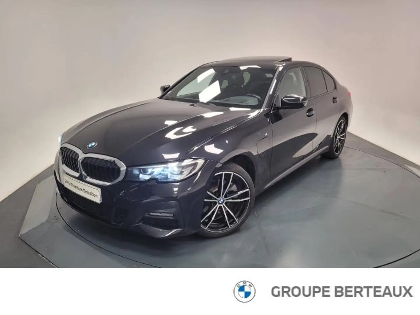 BMW 320 320eA 204ch M Sport Noir - 1