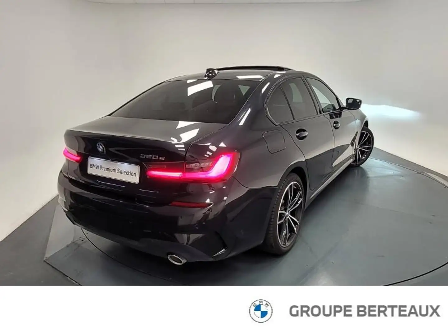 BMW 320 320eA 204ch M Sport Noir - 2