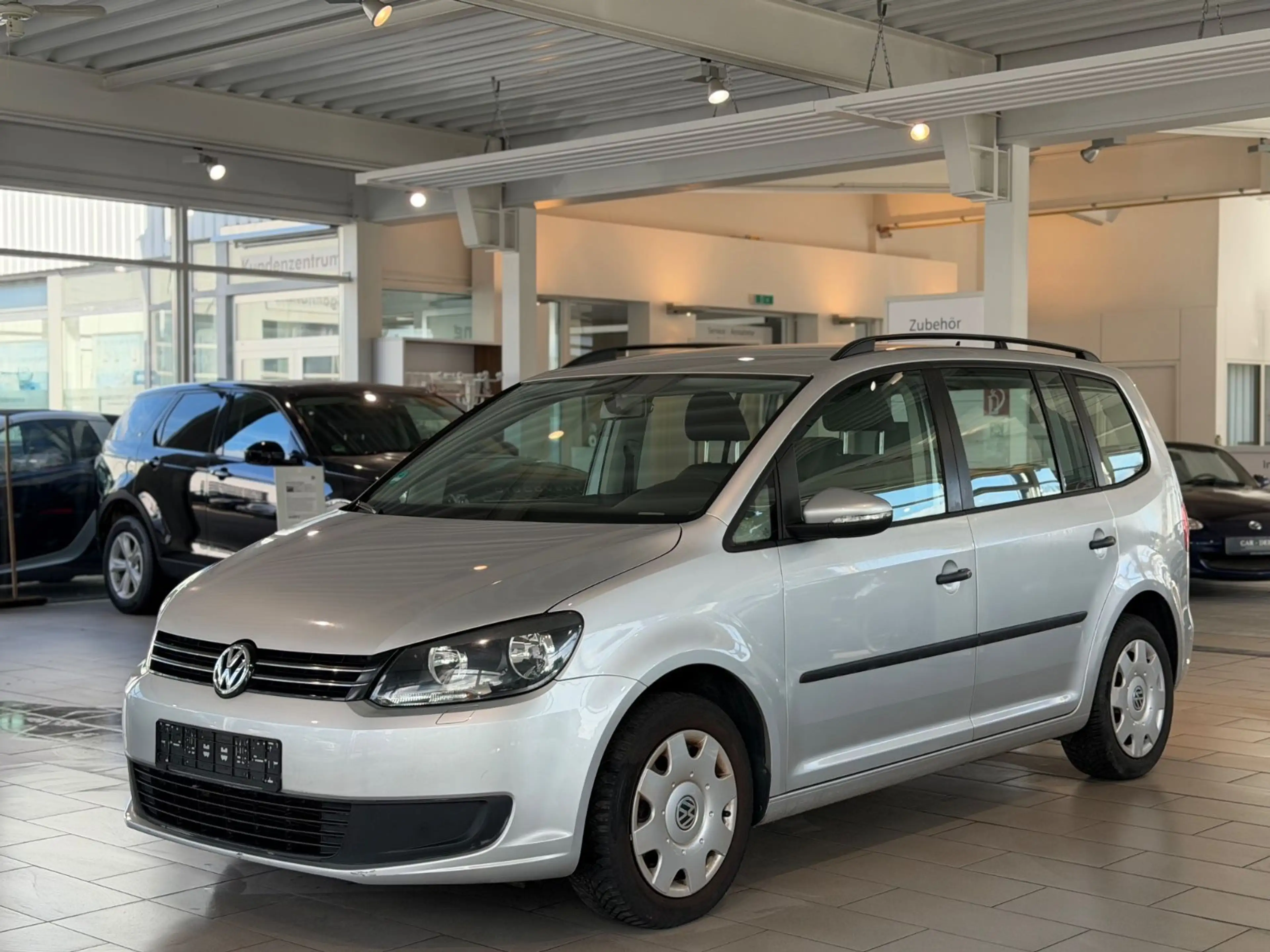 Volkswagen Touran Comfortline BMT*KLIMAAUT.*7.SITZ*NAVI*PDC
