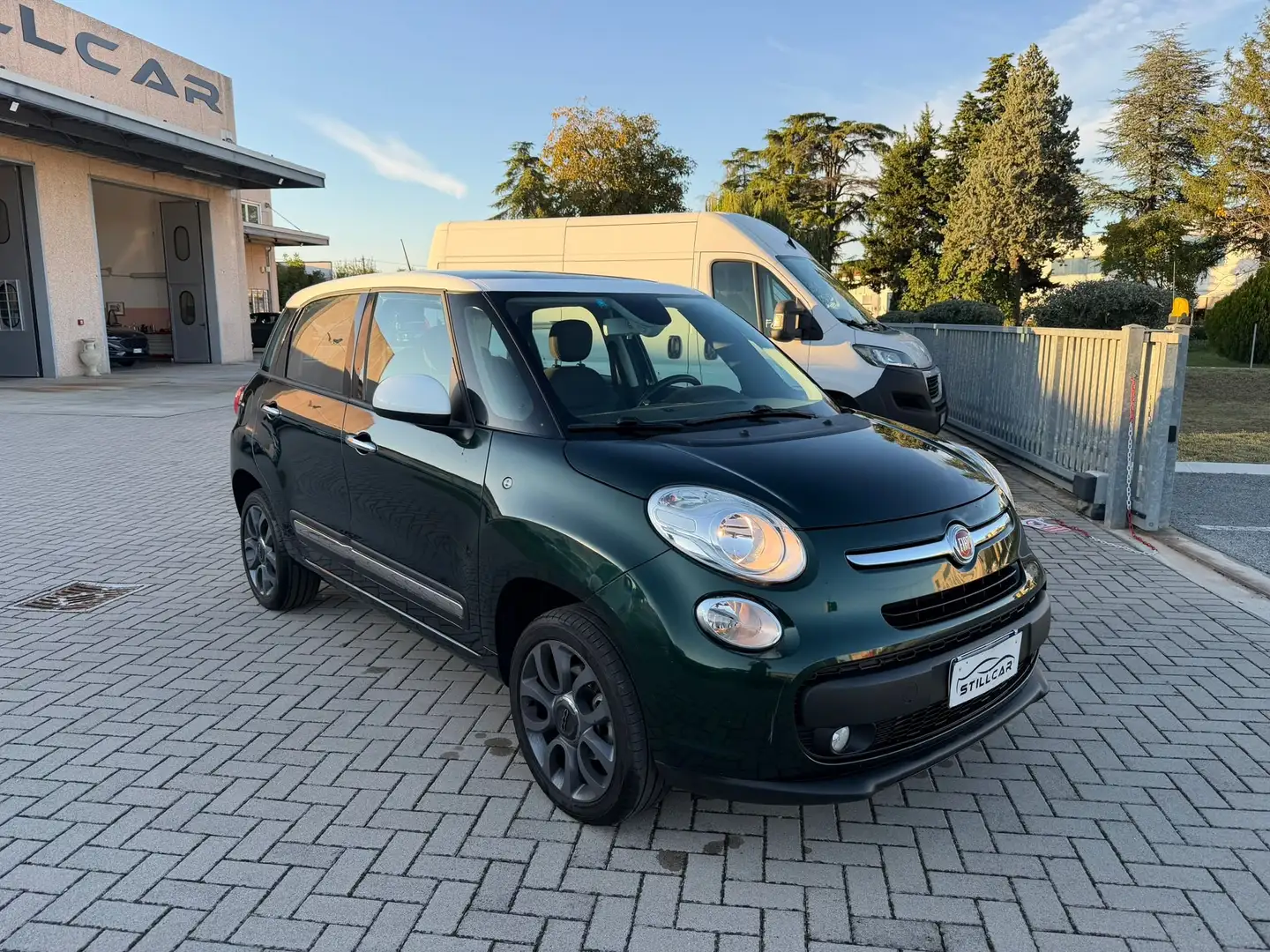 Fiat 500L 500L  0.9 t.air t. natural power Lounge 80cv Verde - 1