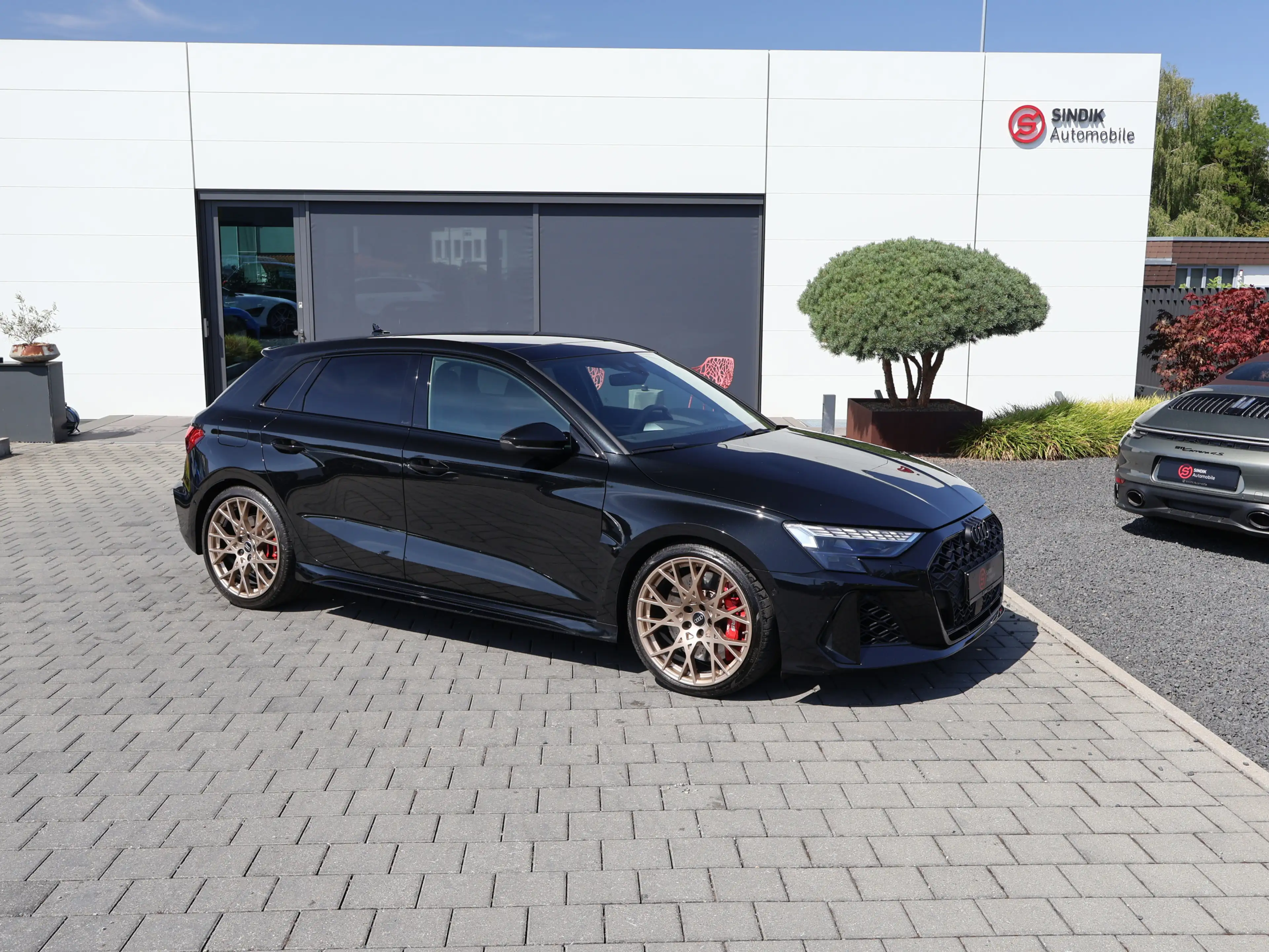 Audi RS3 SB quatt. FACELIFT-Pano-HeadUp-ACC-EXCLUSIV — photo 2