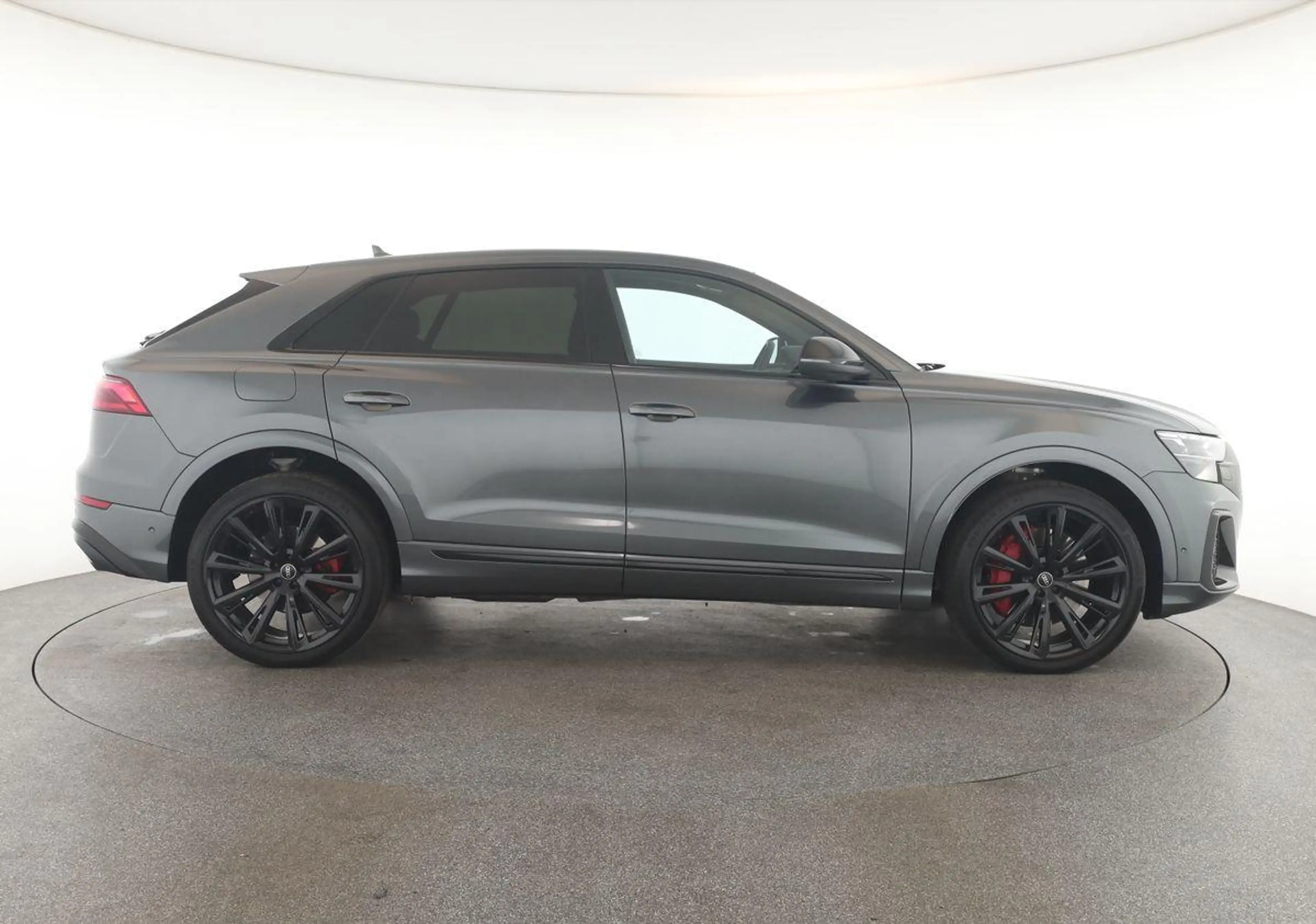 Audi SQ8 TFSI Facelift Leder Matrix Pano BangO ACC 23 — photo 4
