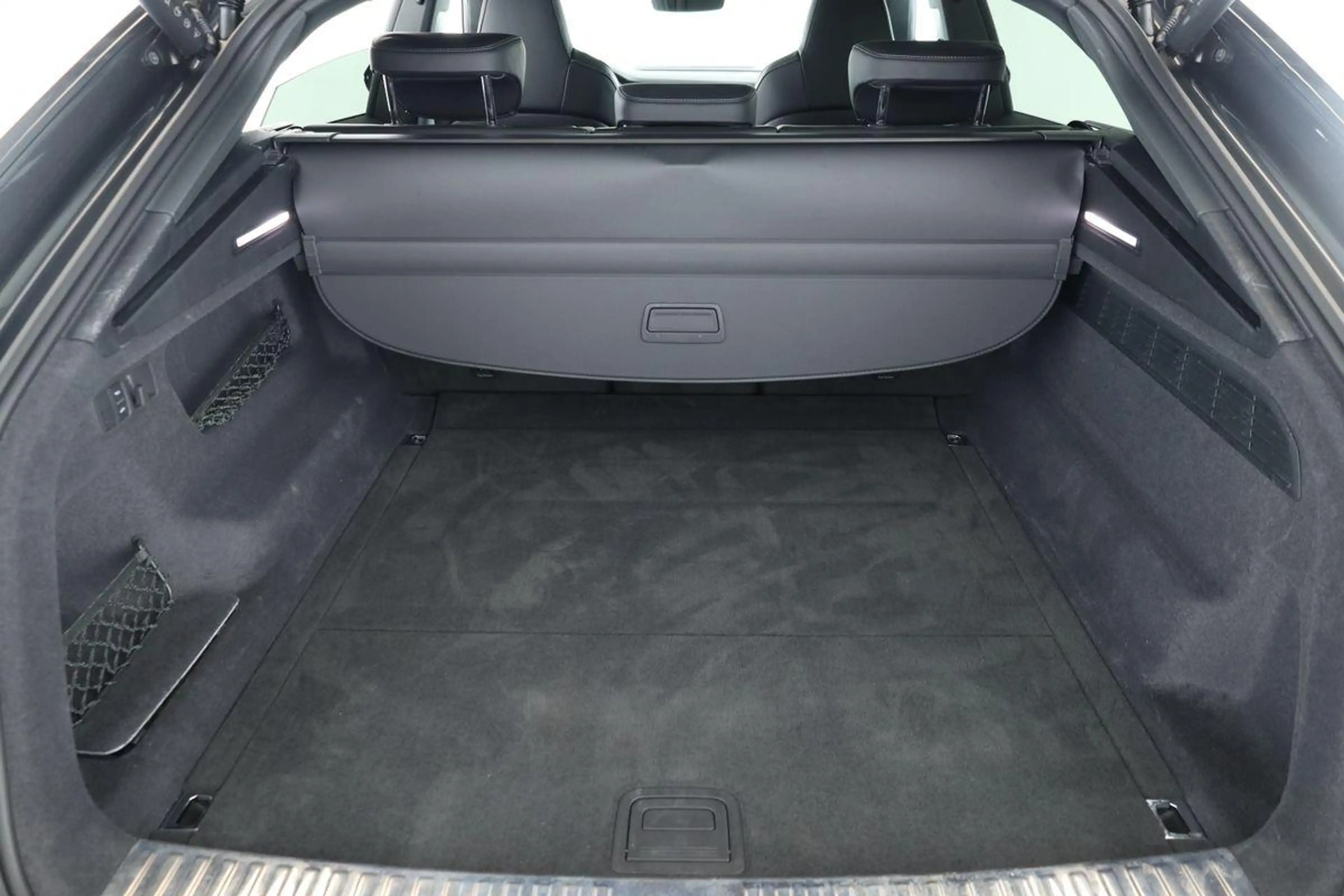 Audi SQ8 TFSI Facelift Leder Matrix Pano BangO ACC 23 — photo 9