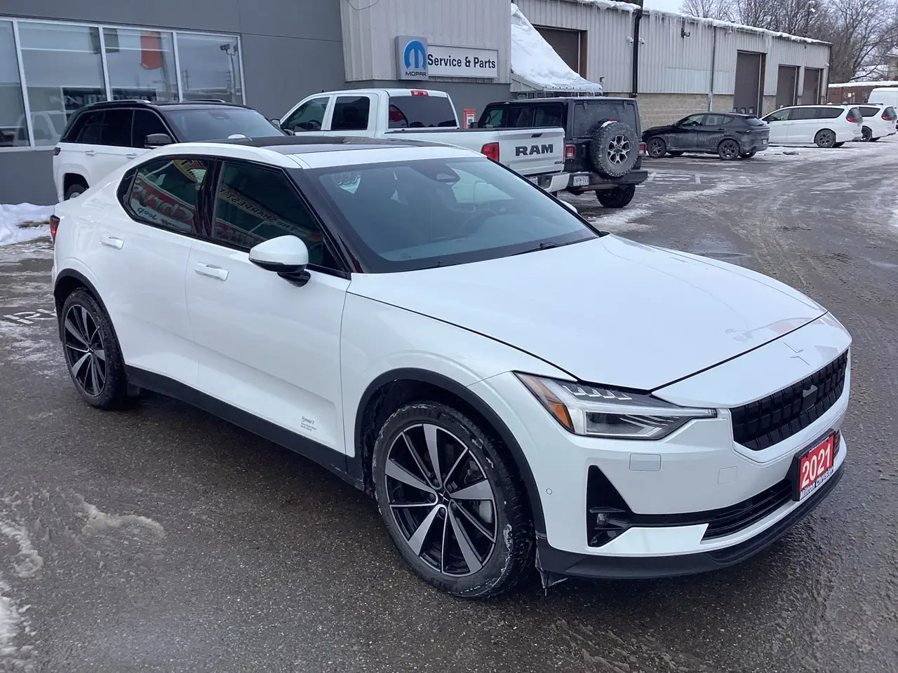 Polestar 2 снимка Polestar 2