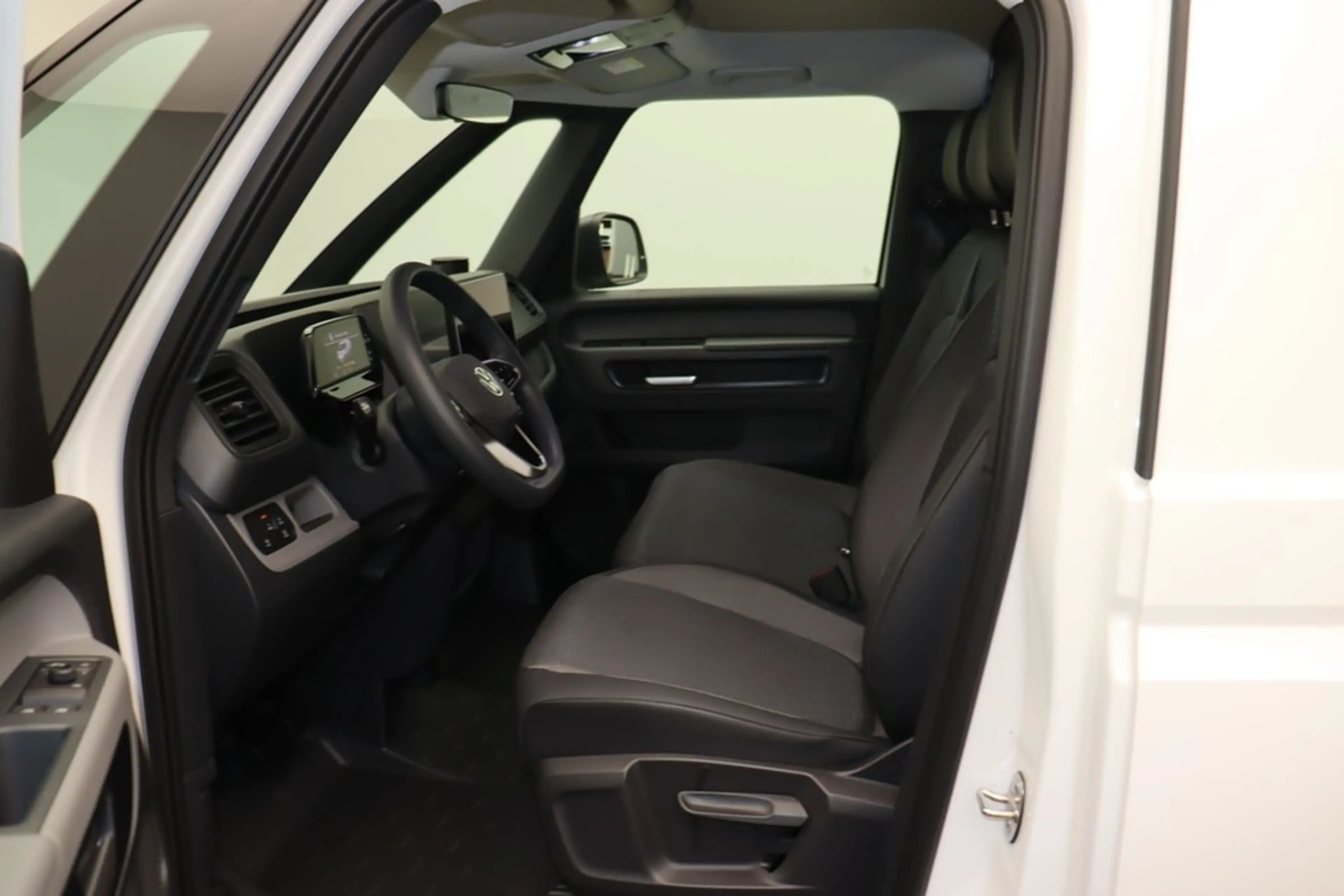 Volkswagen ID. Buzz Cargo Pro LED Navi DAB+ — photo 8