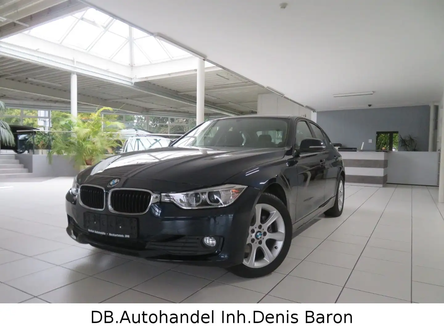 BMW 320 d Limo. Aut. Xenon PDC Alu *69000*KM Blau - 1
