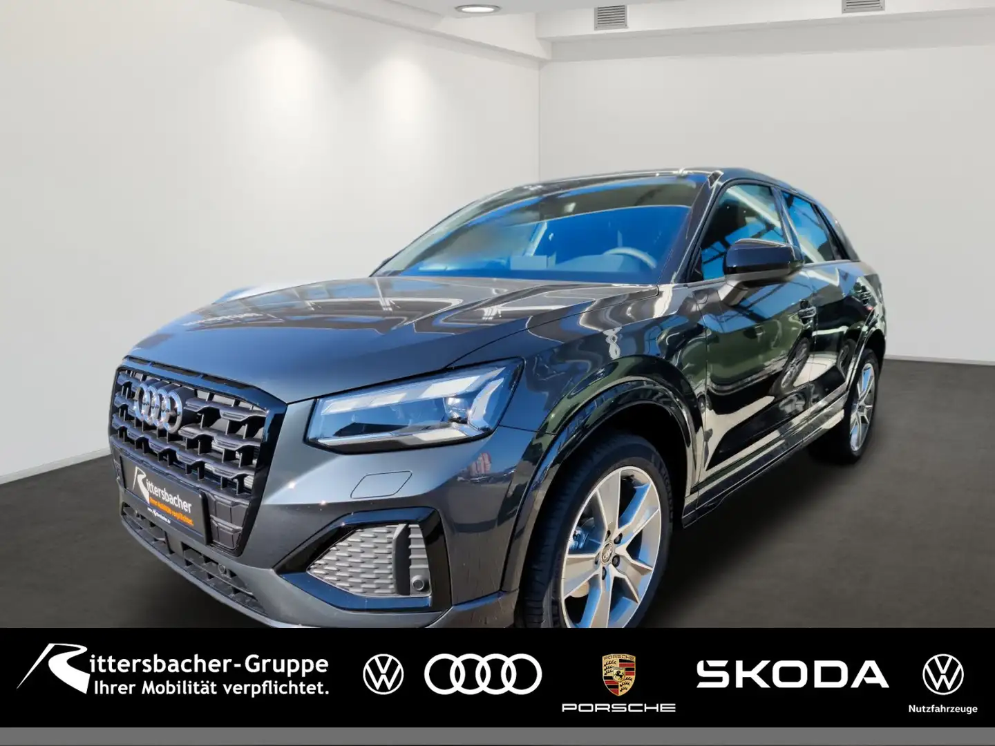 Audi Q2 advanced 30 TFSI Matrix LED Optikpaket schwar Grau - 1