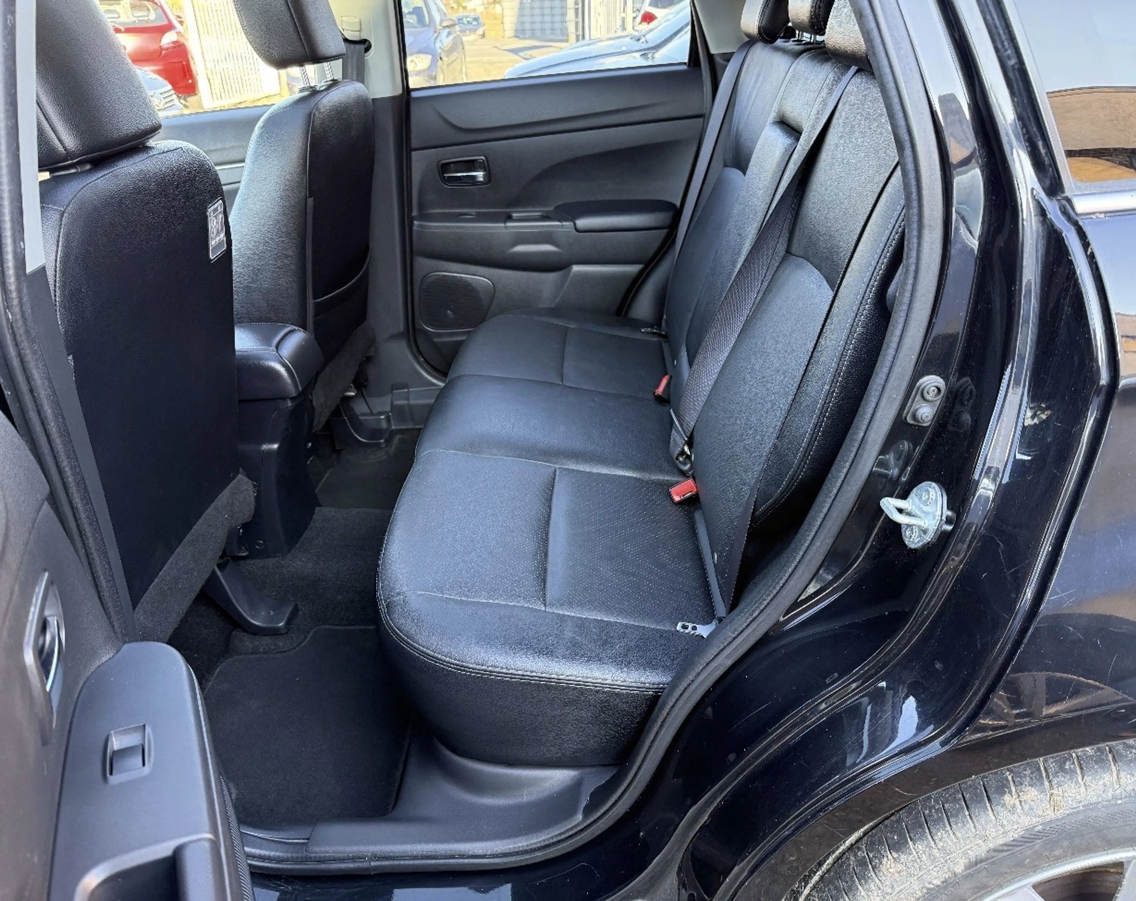 Mitsubishi ASX Instyle 4WD, Automatik, Leder — photo 7