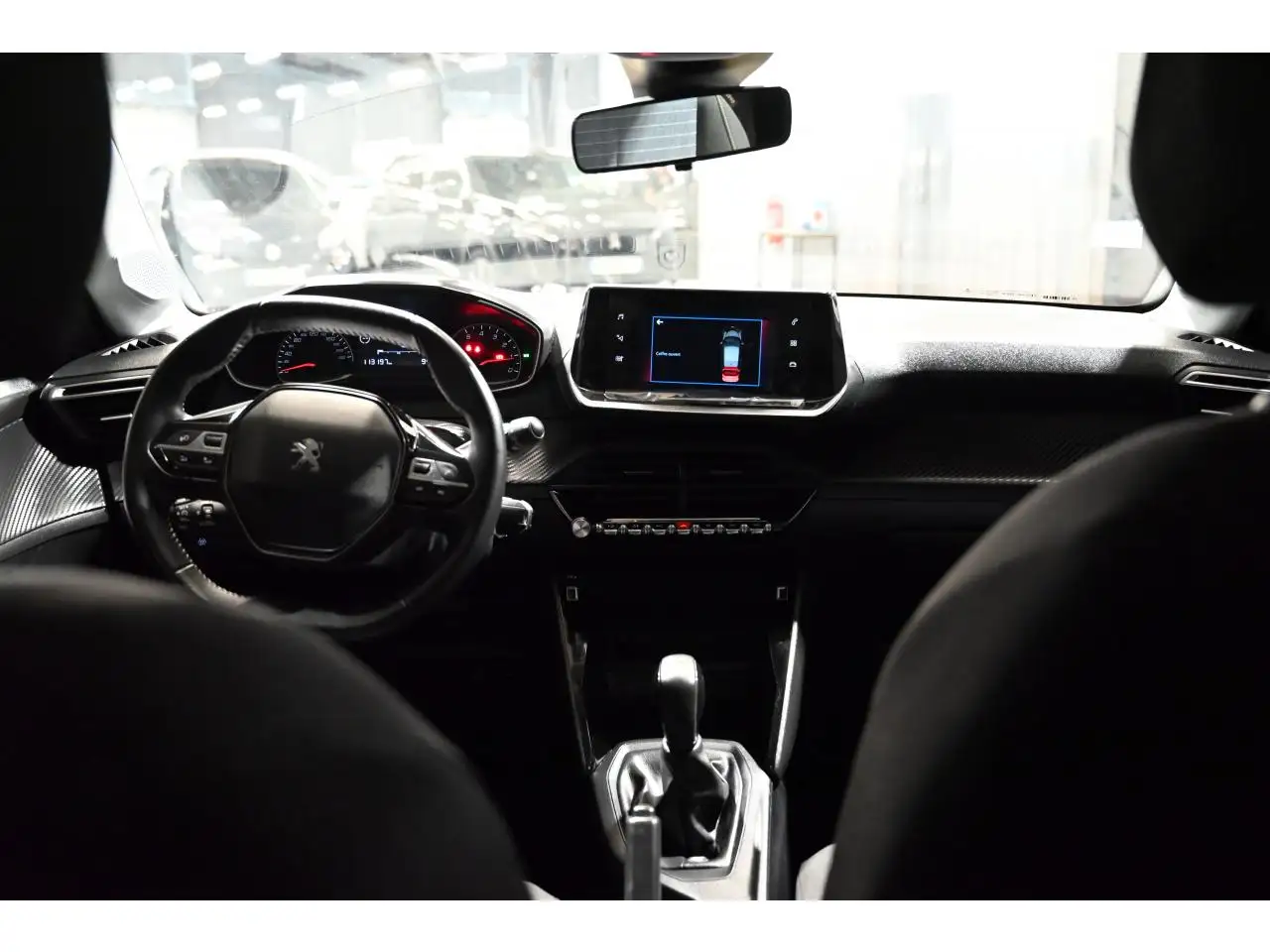 Peugeot 208 208 — photo 20