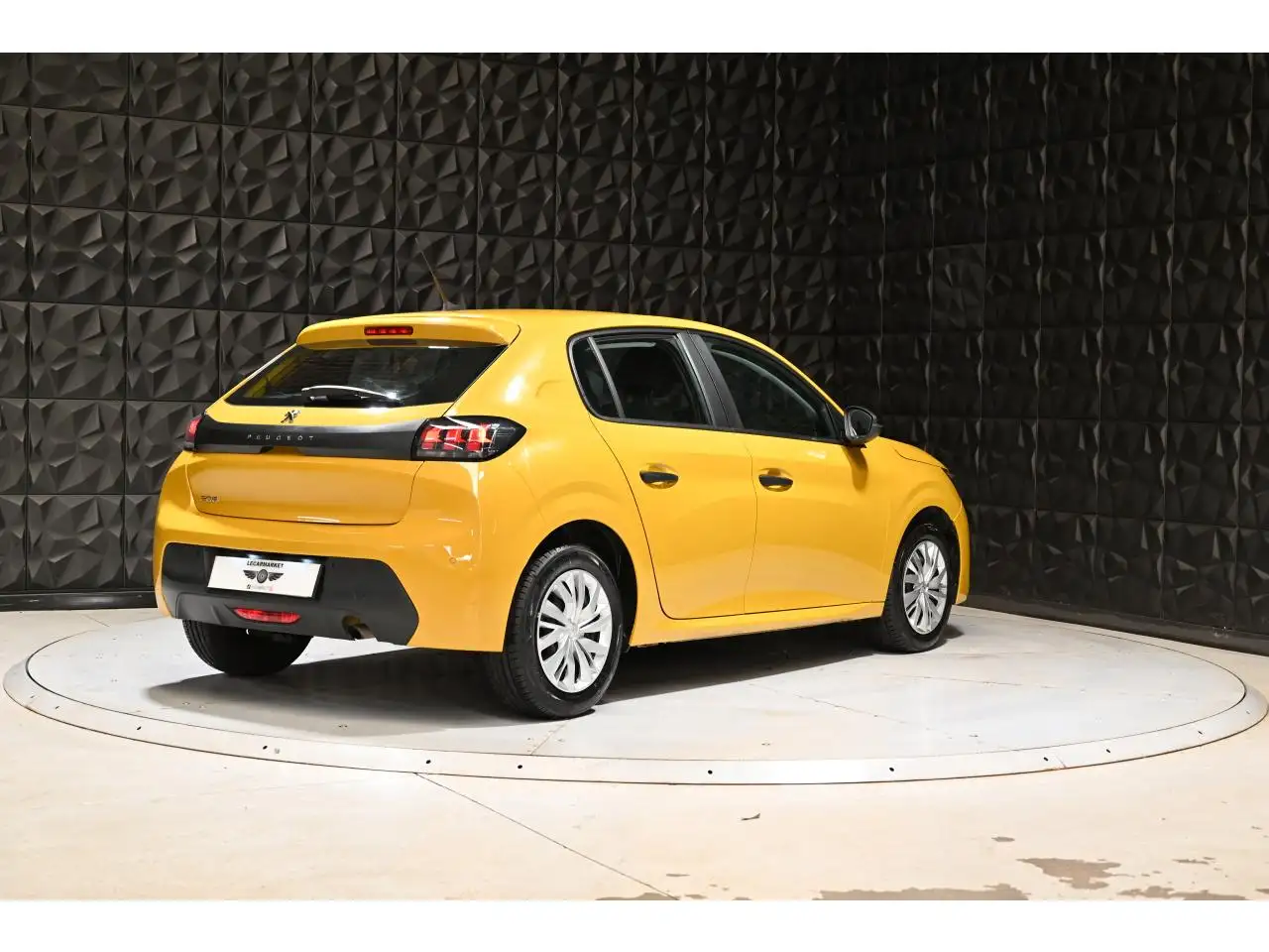 Peugeot 208 208 — photo 6