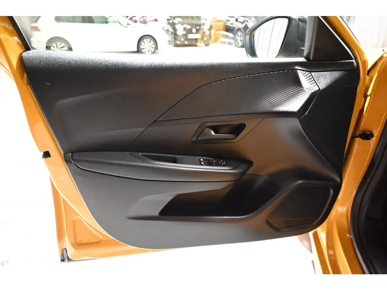 Peugeot 208 208 — photo 14