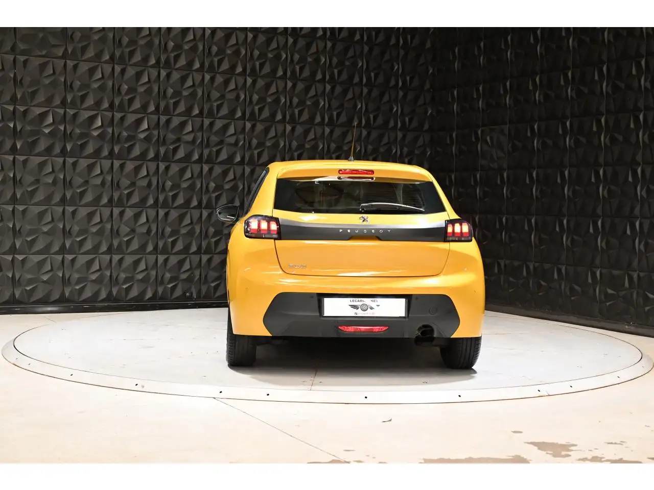 Peugeot 208 208 — photo 5