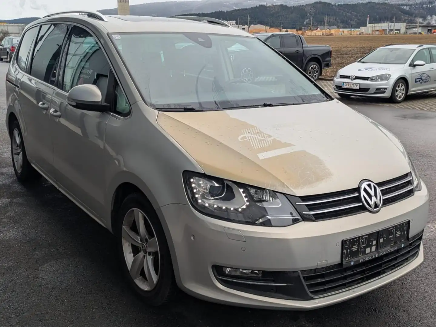Volkswagen Sharan Highline BMT Grau - 2