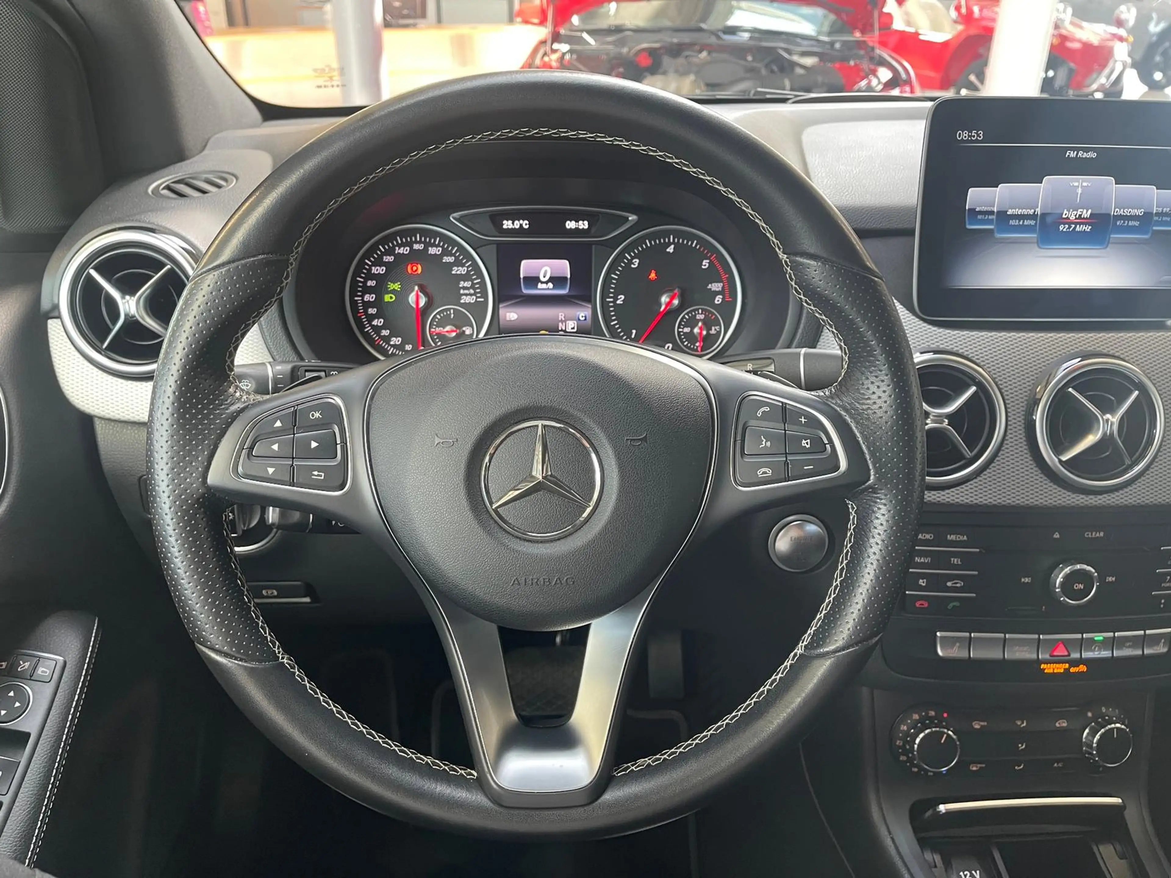 Mercedes-Benz B 220 CDI/d 4Matic Urban Style Edition+DCT+Pano+ — photo 7