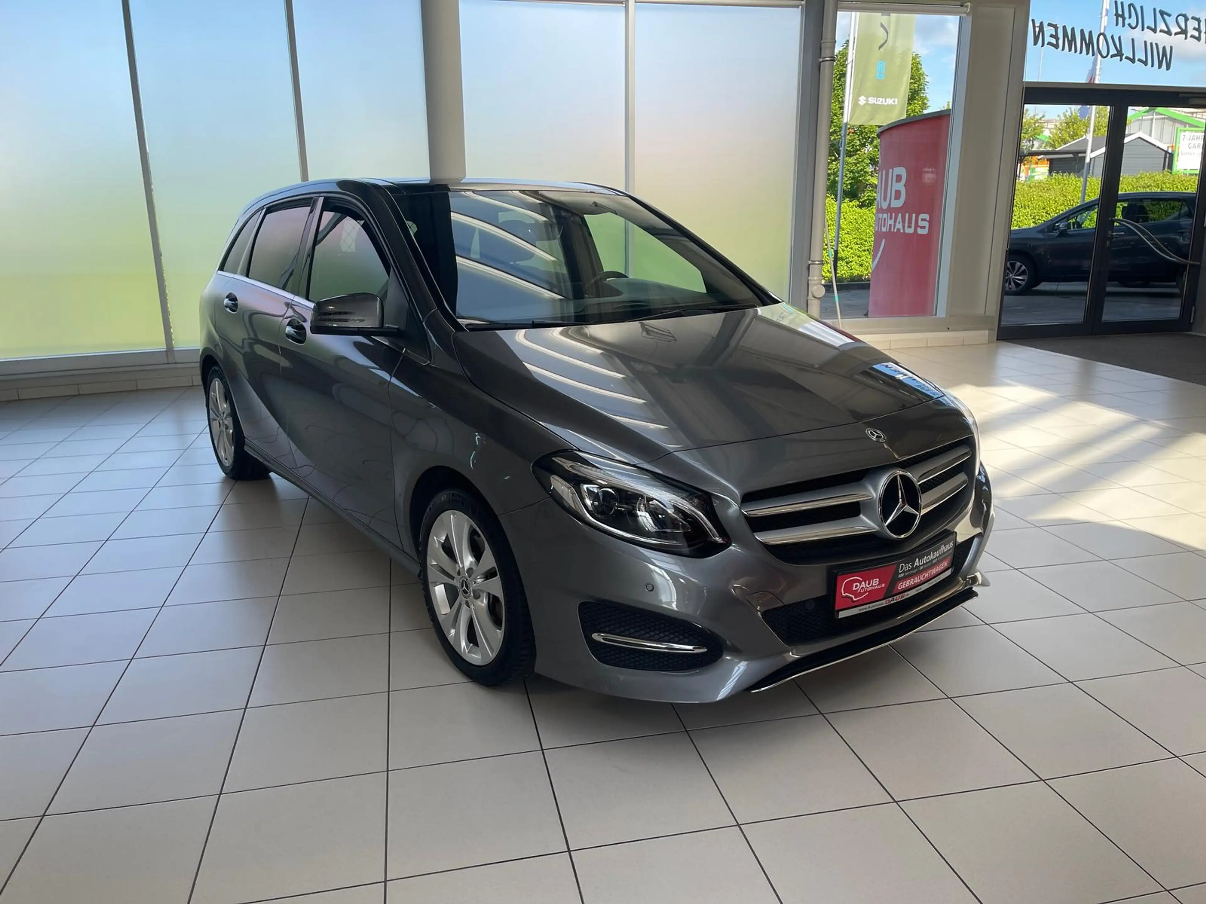 Mercedes-Benz B 220 CDI/d 4Matic Urban Style Edition+DCT+Pano+ — photo 5