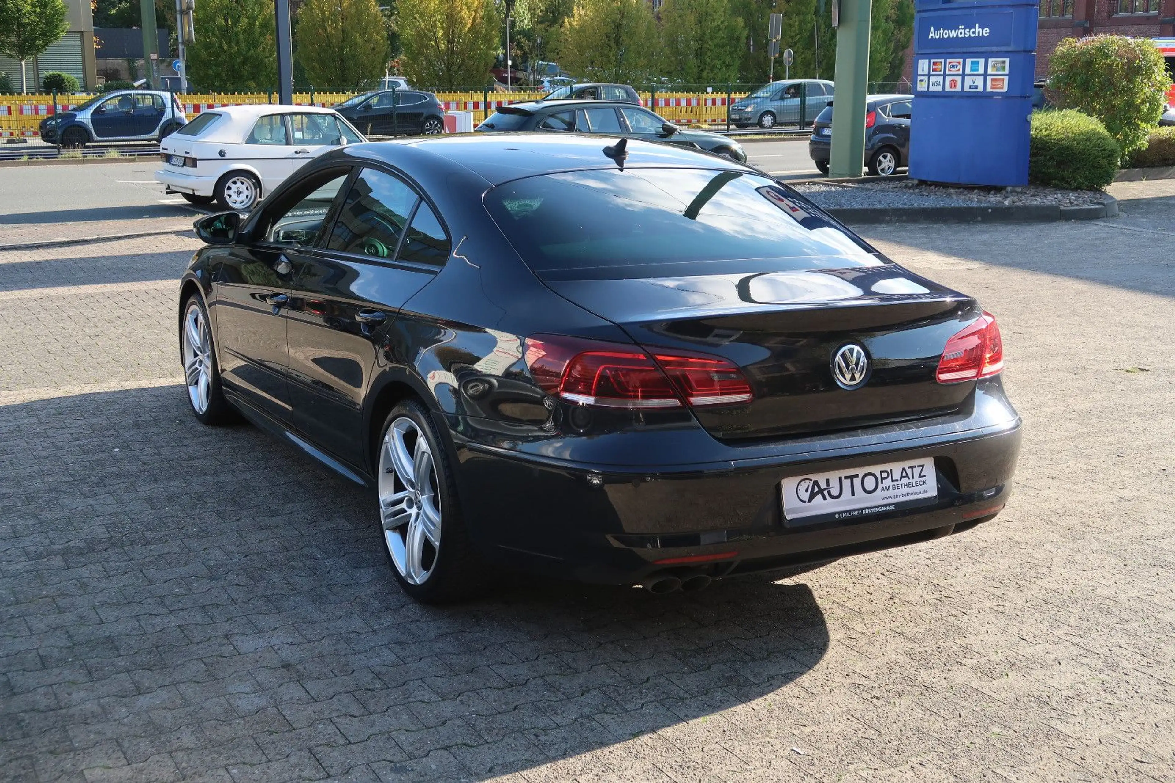 Volkswagen CC 2.0TDI *R-LINE *PANORAMA *KEYLESS-GO *AHK — photo 4