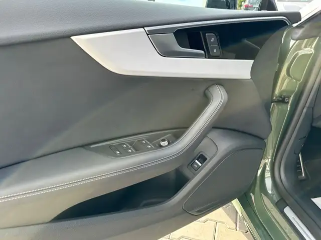 Audi A5 view 16