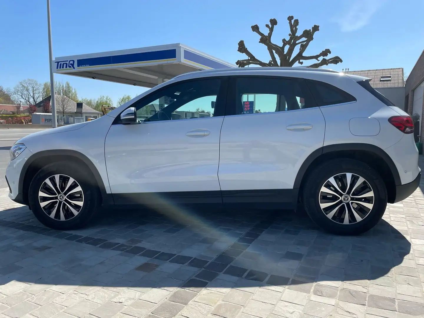 Mercedes-Benz GLA 200 d 8G-DCT - 2