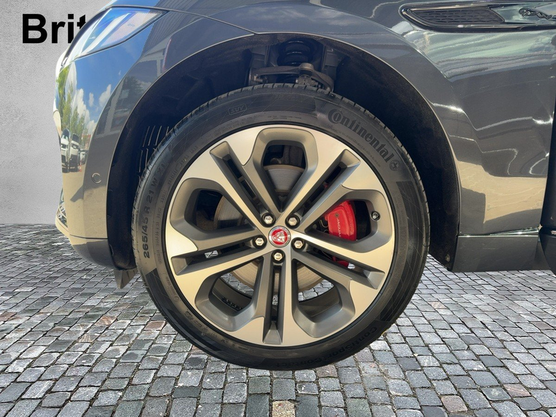 Jaguar F-Pace P400 AWD R-Dynamic HSE 360-CAM ACC CAM LED TWA — photo 14