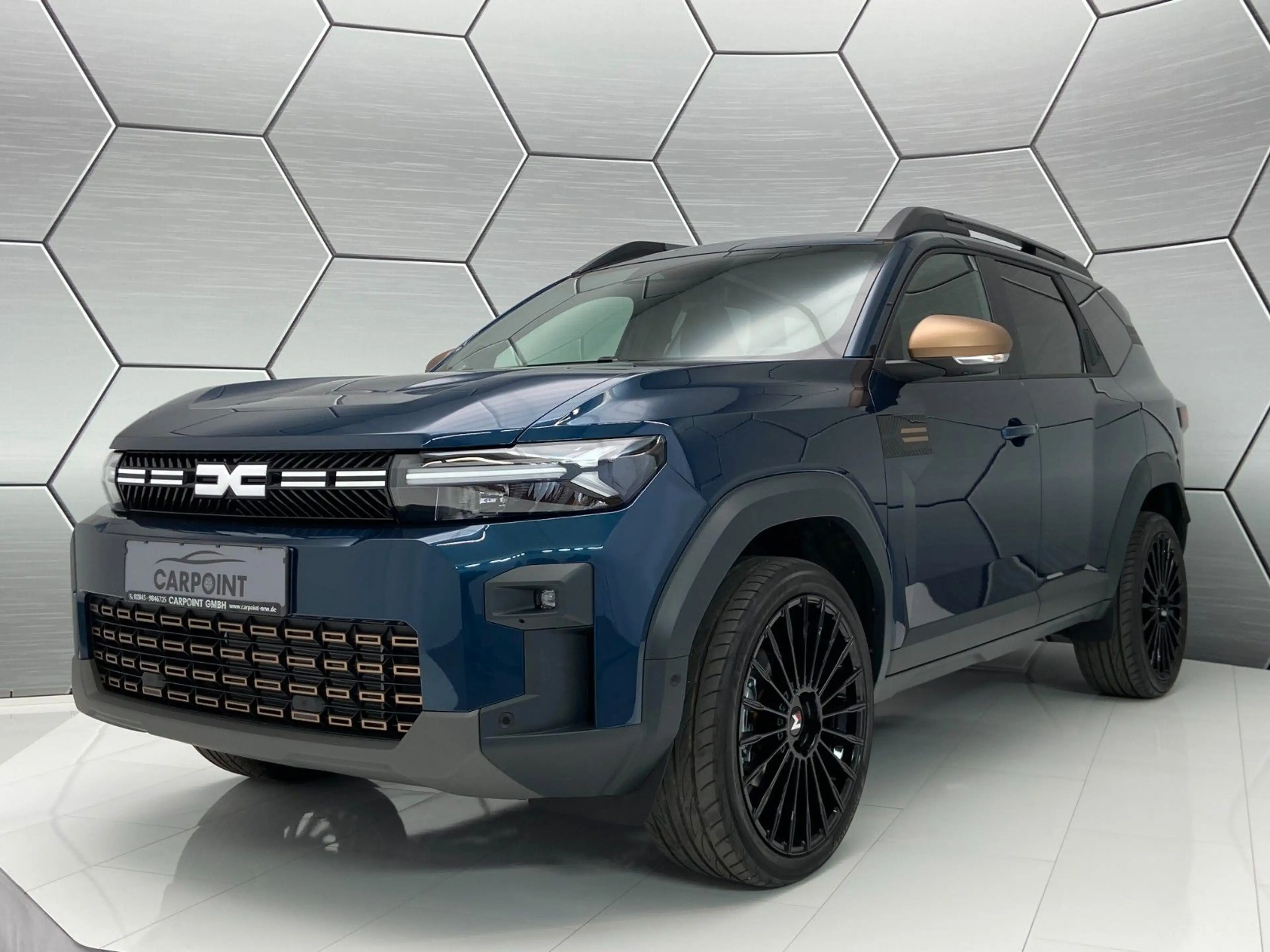 Dacia Duster hybrid-G 150 4x4 Expression — photo 7