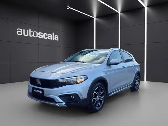 Fiat Tipo 1.5 Hybrid DCT 5 porte Cross