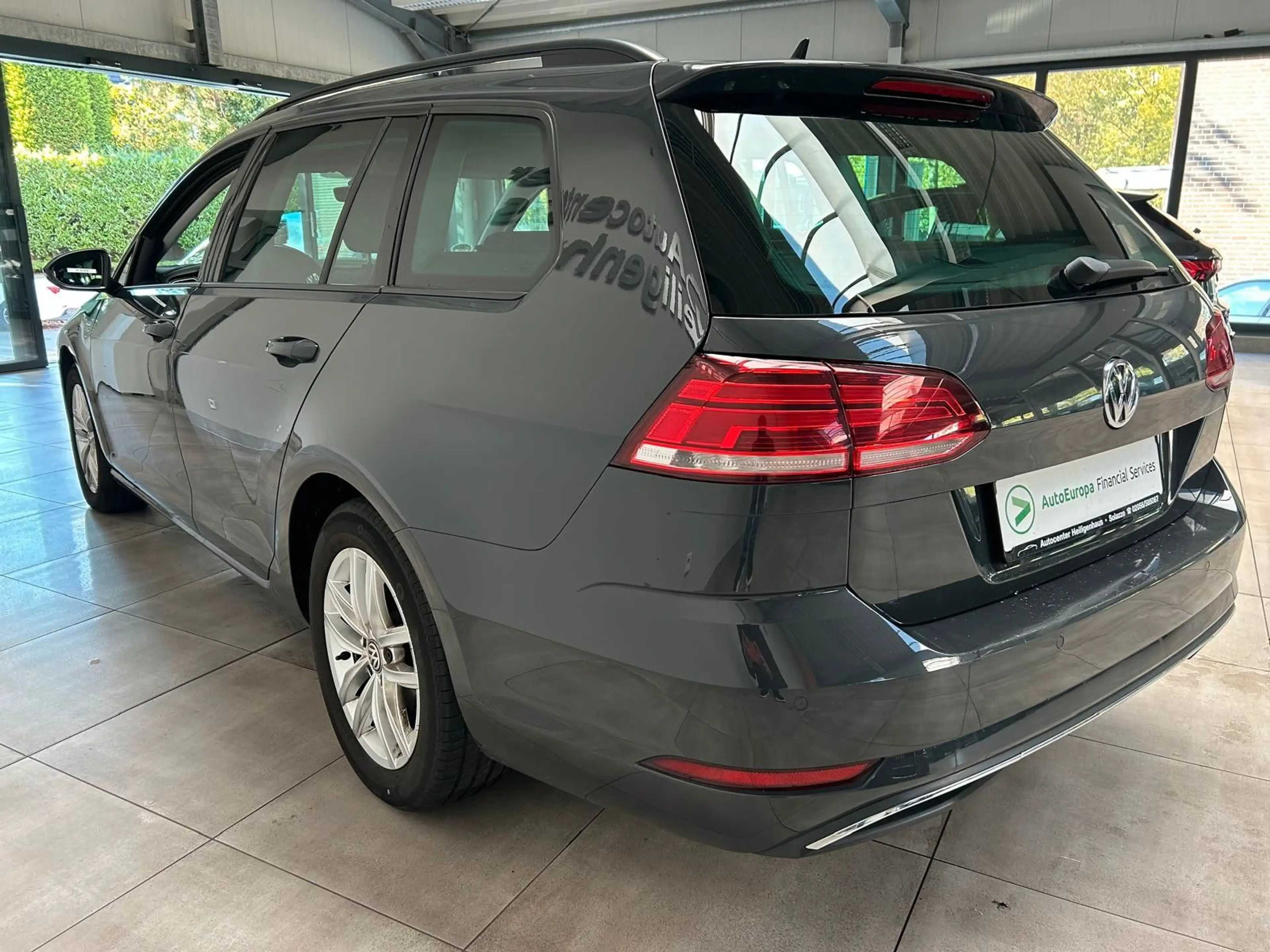 Volkswagen Golf VII Variant Comfortline Navi Tempo 2.Hand — photo 6