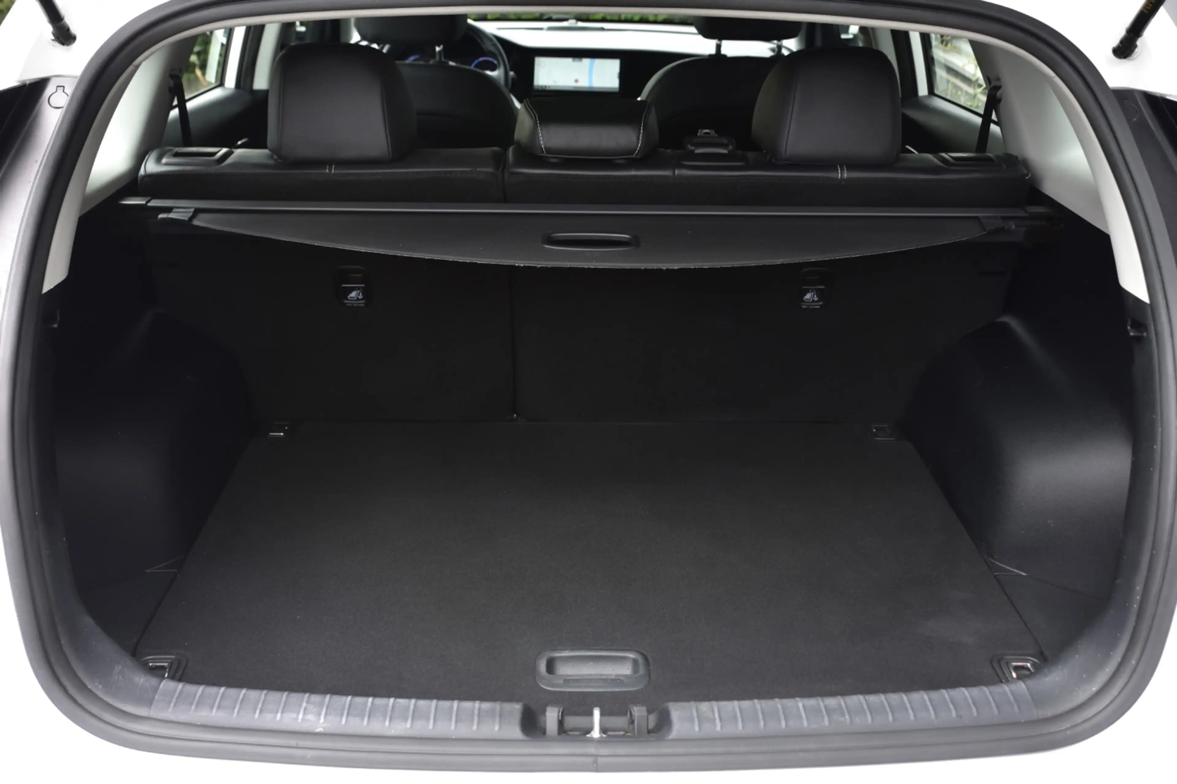 Kia e-Niro DynamicLine 39 kWh Dealer Onderhouden, Camera, Nav — photo 21