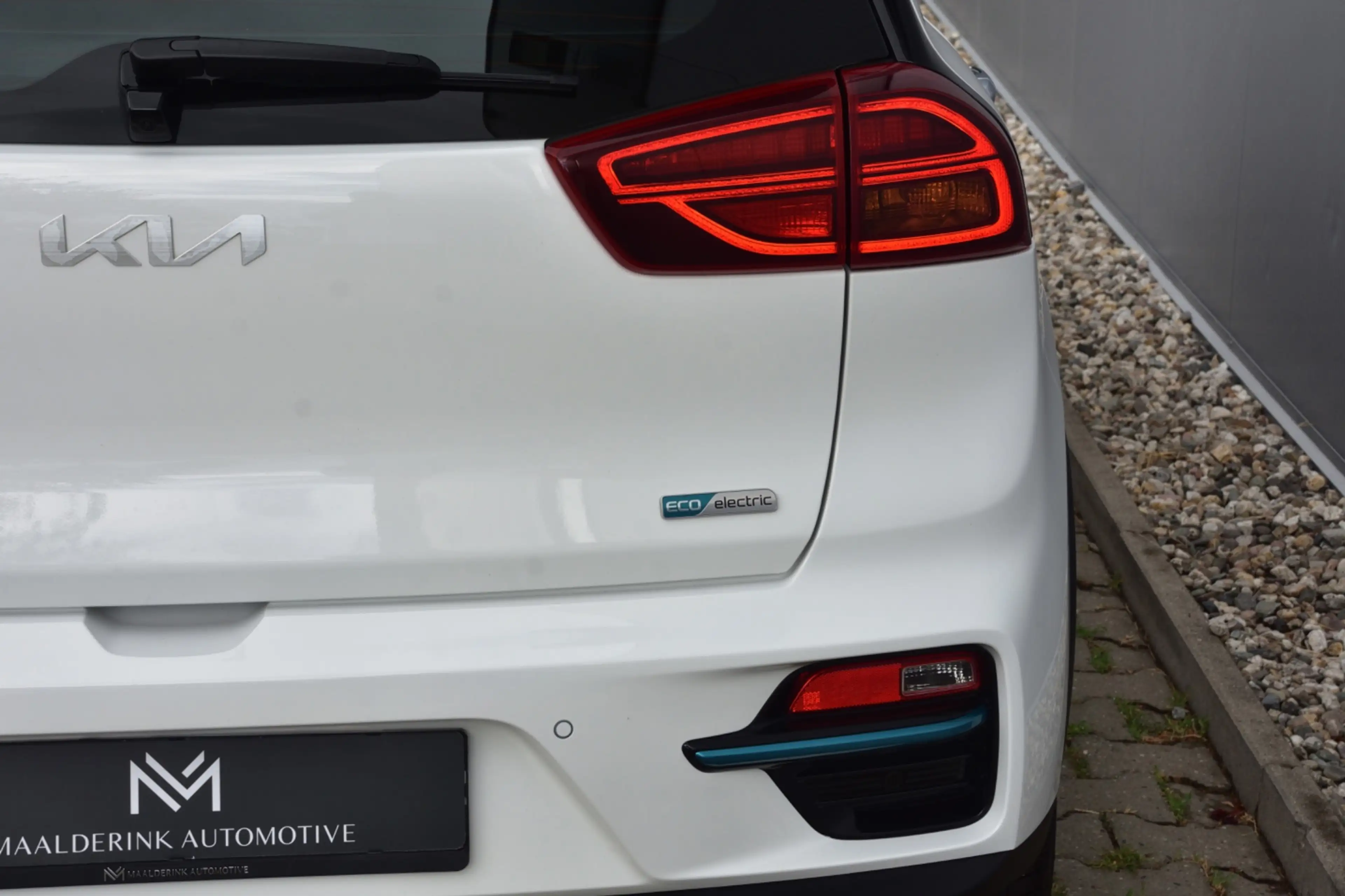 Kia e-Niro DynamicLine 39 kWh Dealer Onderhouden, Camera, Nav — photo 18