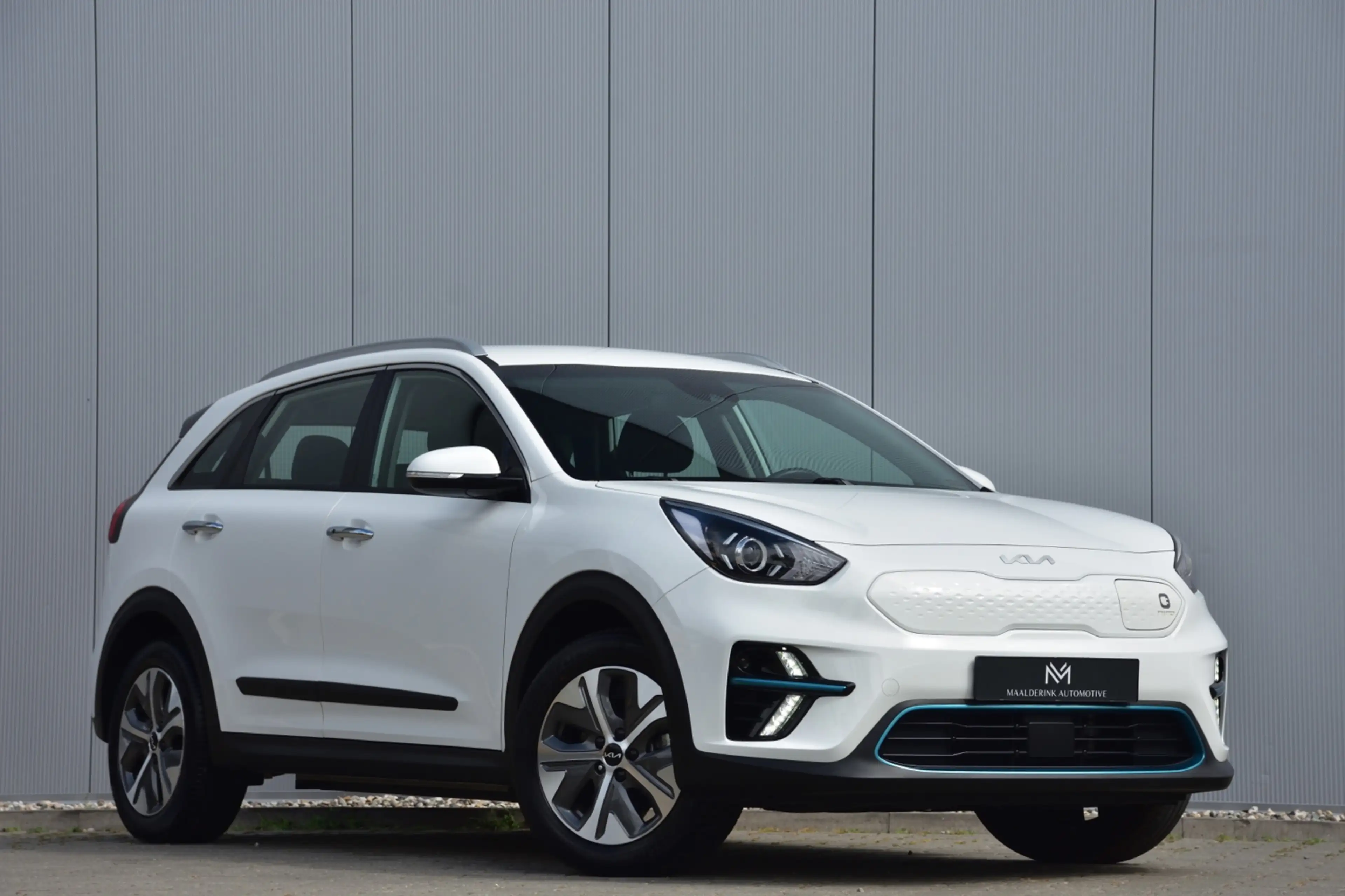 Kia e-Niro DynamicLine 39 kWh Dealer Onderhouden, Camera, Nav — photo 11