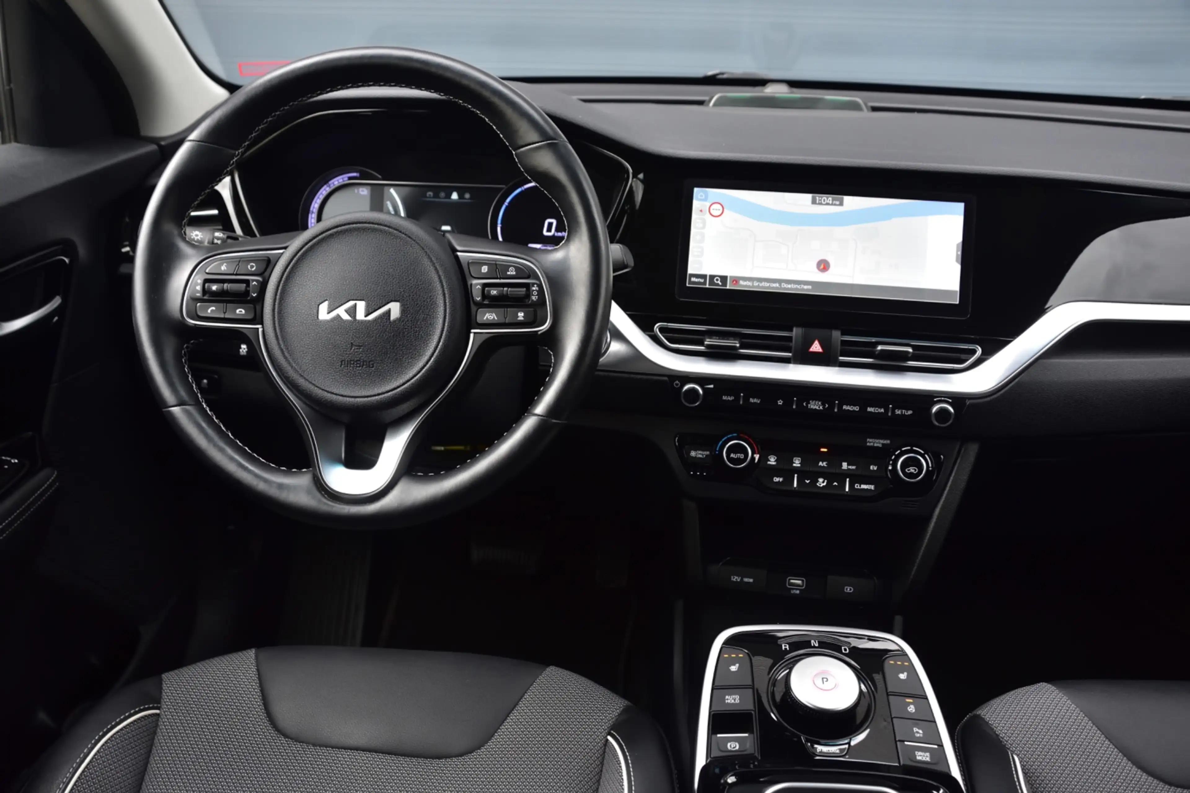 Kia e-Niro DynamicLine 39 kWh Dealer Onderhouden, Camera, Nav — photo 3