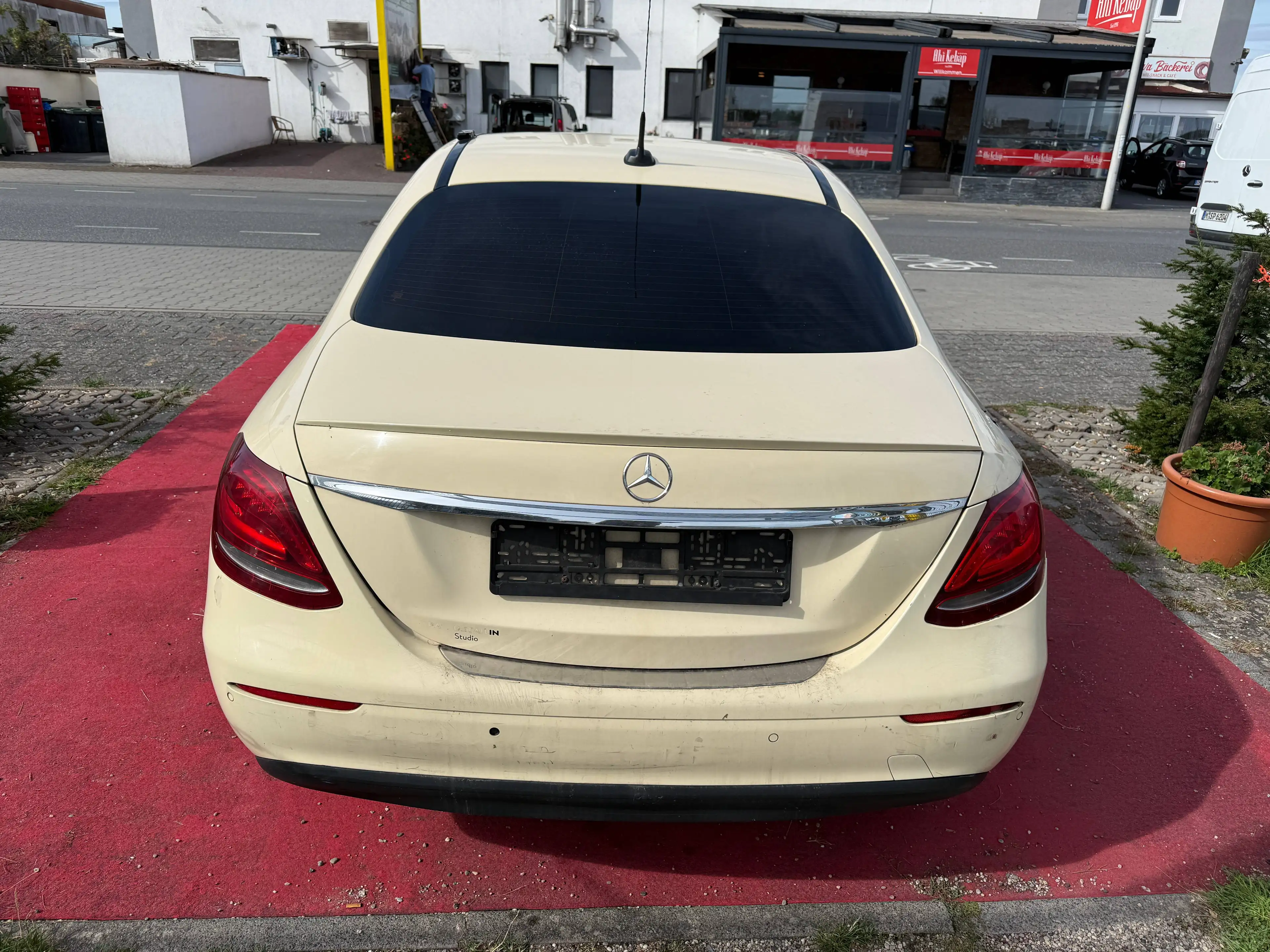 Mercedes-Benz E 200 E 200 d *TAXI*AUTOMATIK*HÄNDLER/EXPORT*EURO-6* — photo 4