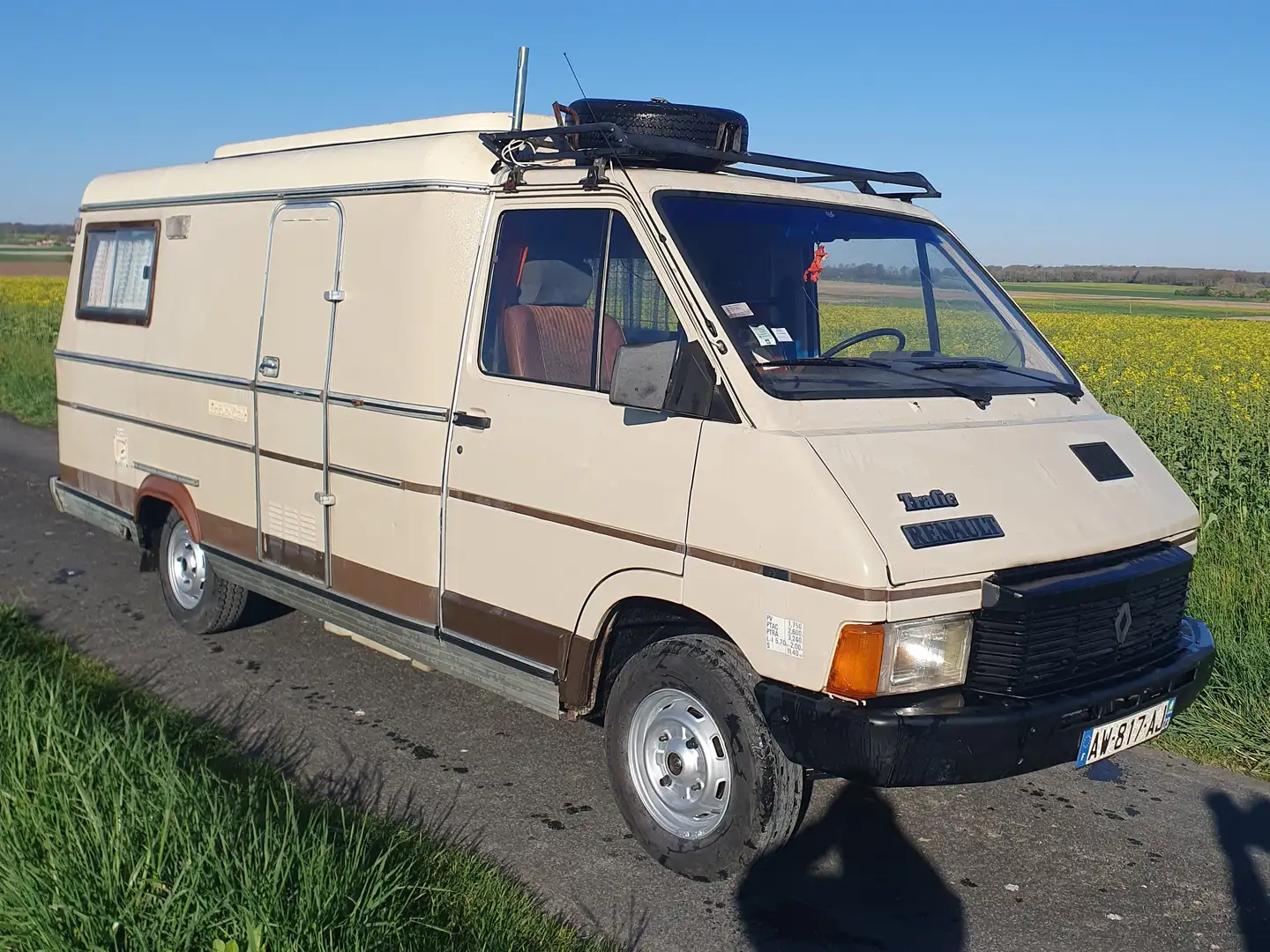 Renault Trafic Bej - 2