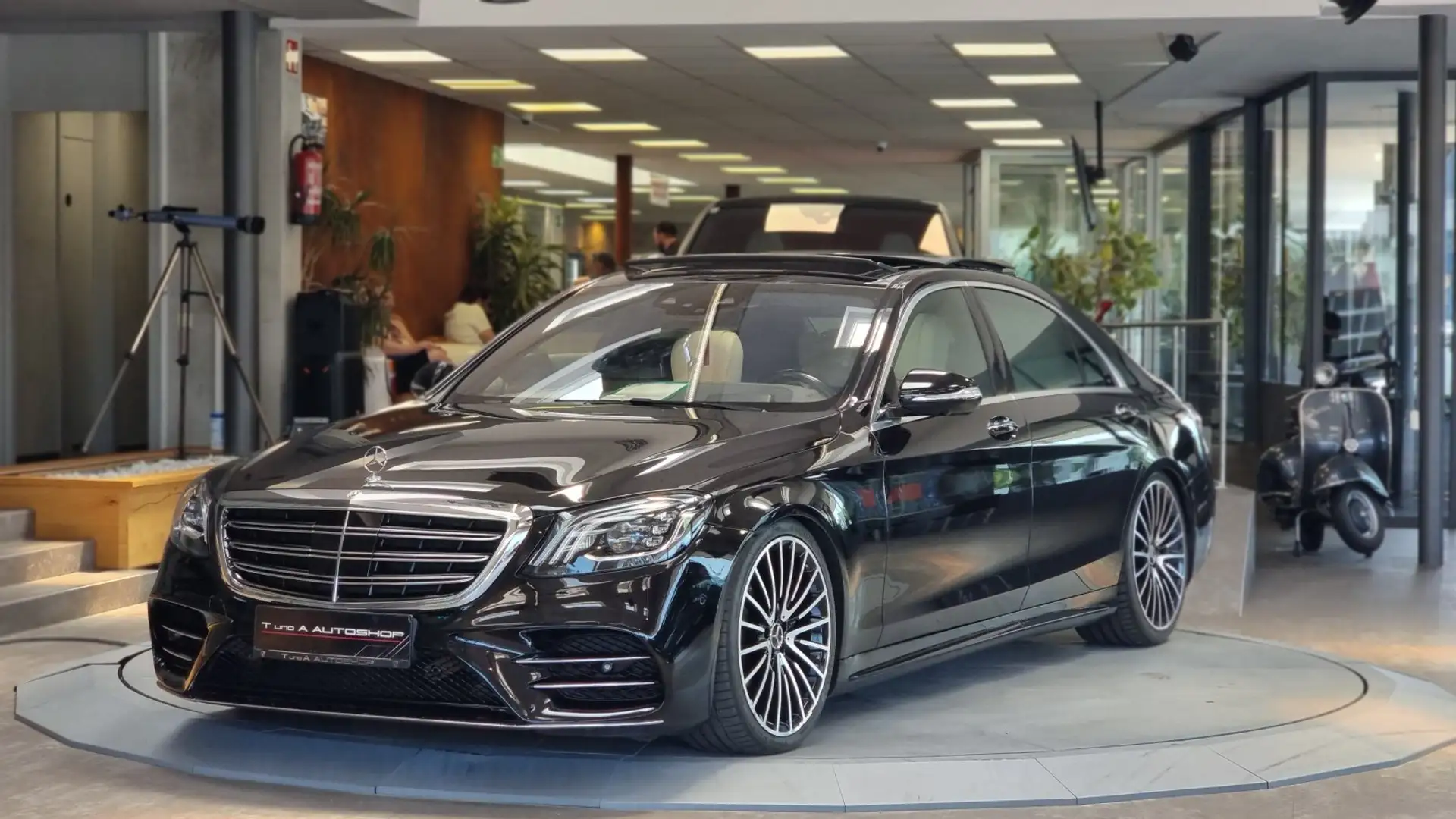 Mercedes-Benz S 400 d AMG-Line Lang 4MATIC *DrivePilot*Panodach*360°Ka Zwart - 2