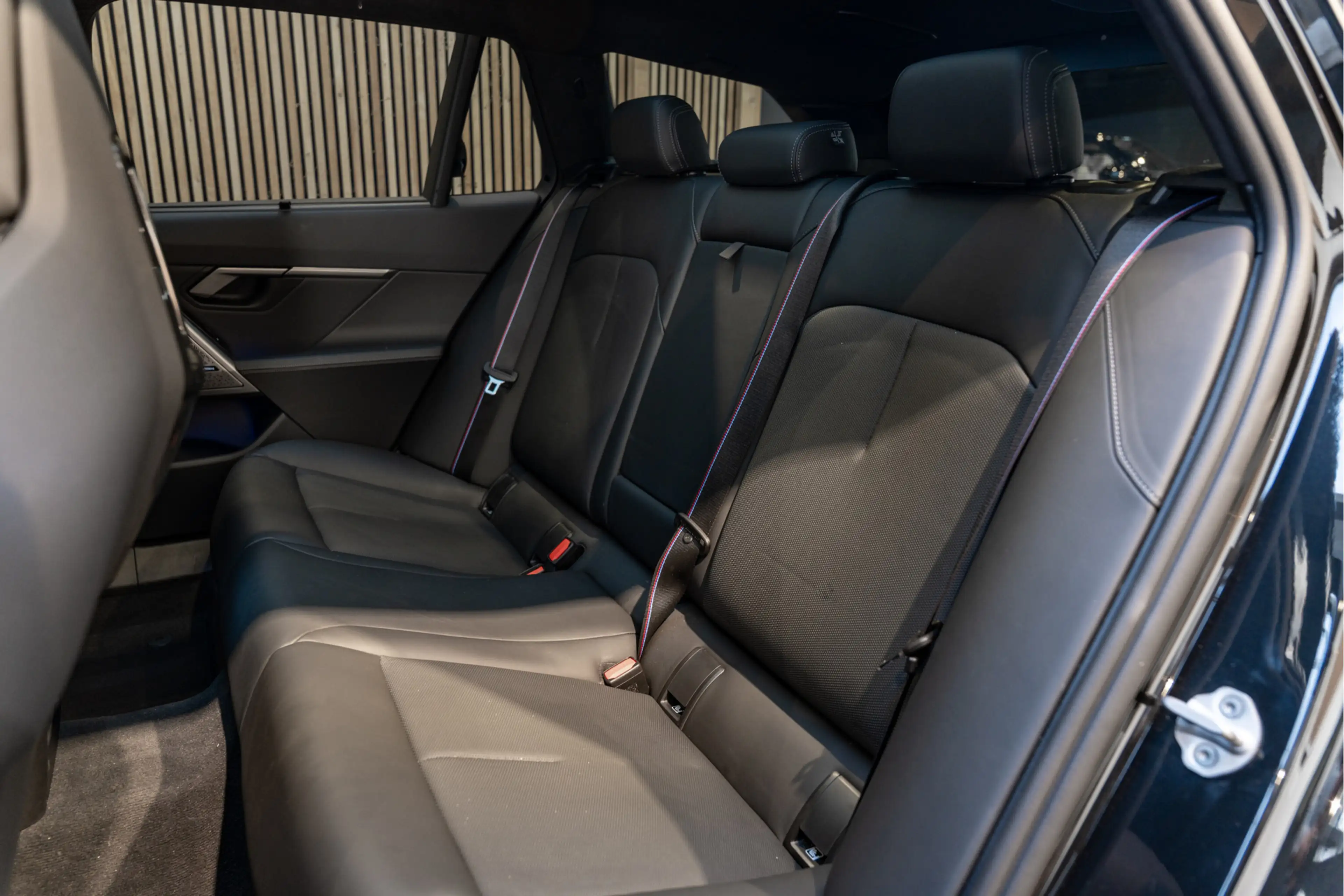 BMW M5 5-serie Touring B&W Pano Carbon — photo 50