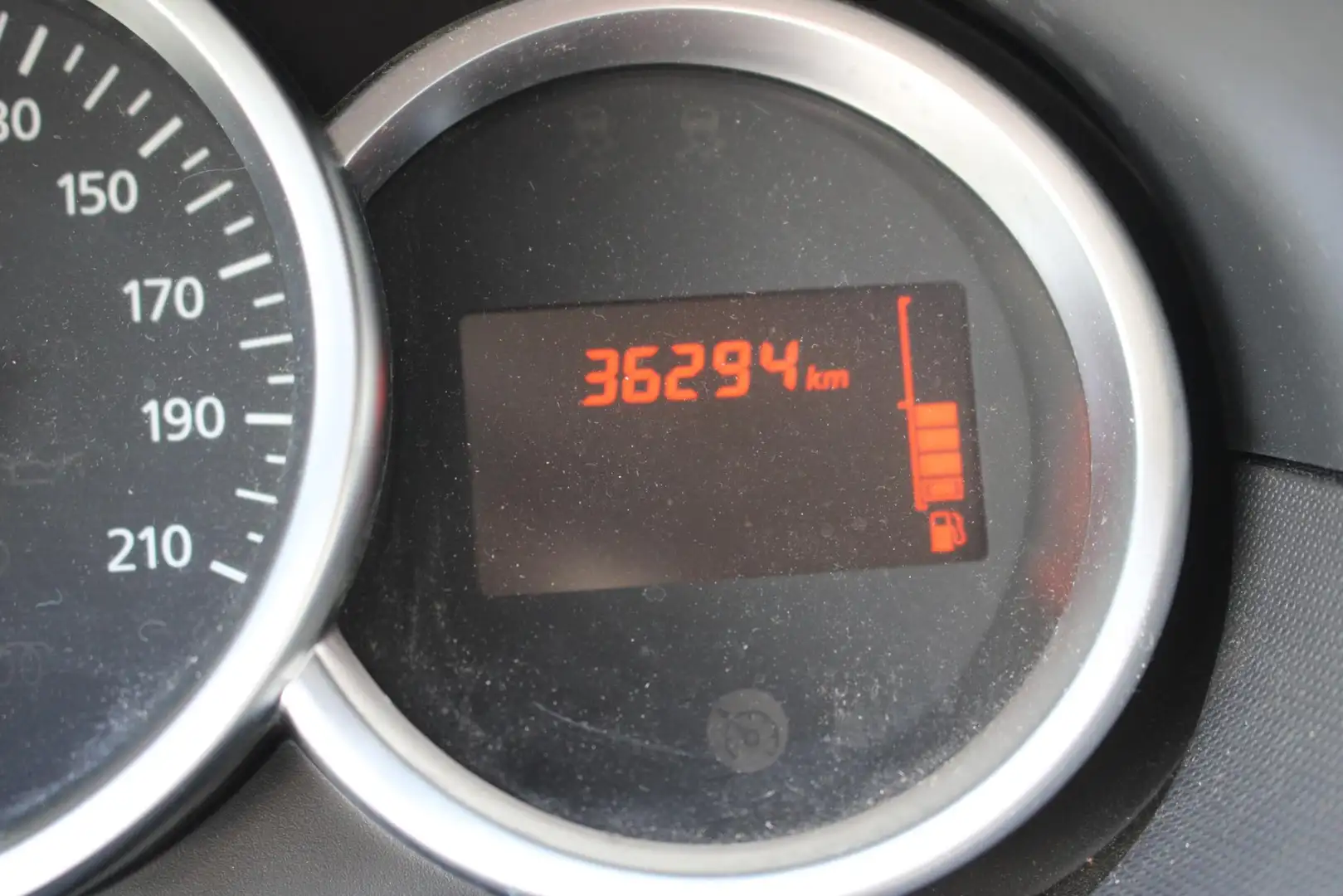 Dacia Duster 1.2 TCe 4x2 Blackshadow Navigatiesysteem | Achteru Schwarz - 2