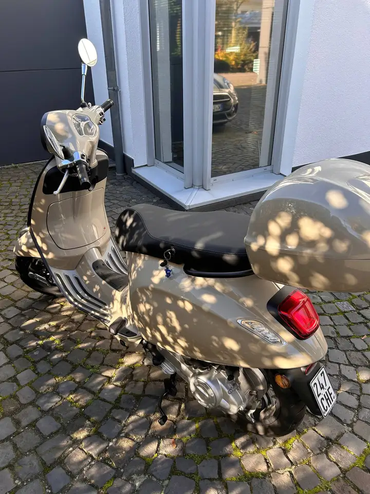 Vespa Primavera 50