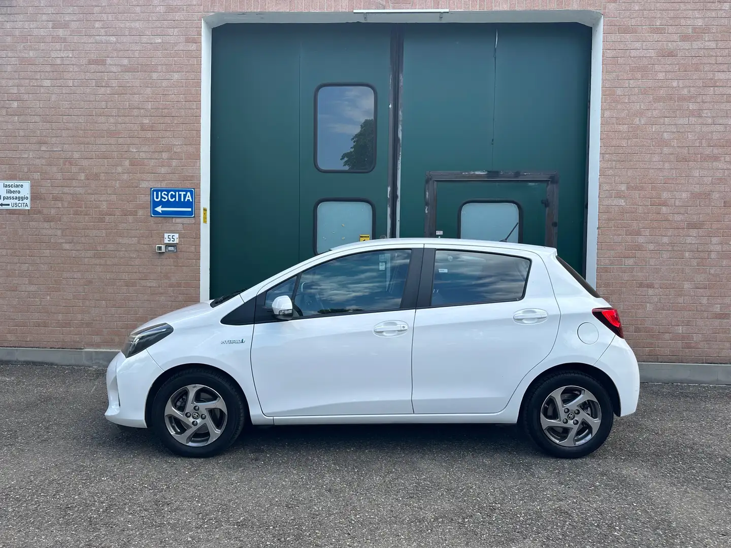 Toyota Yaris Yaris III 2015 5p 1.5h Active Bianco - 1