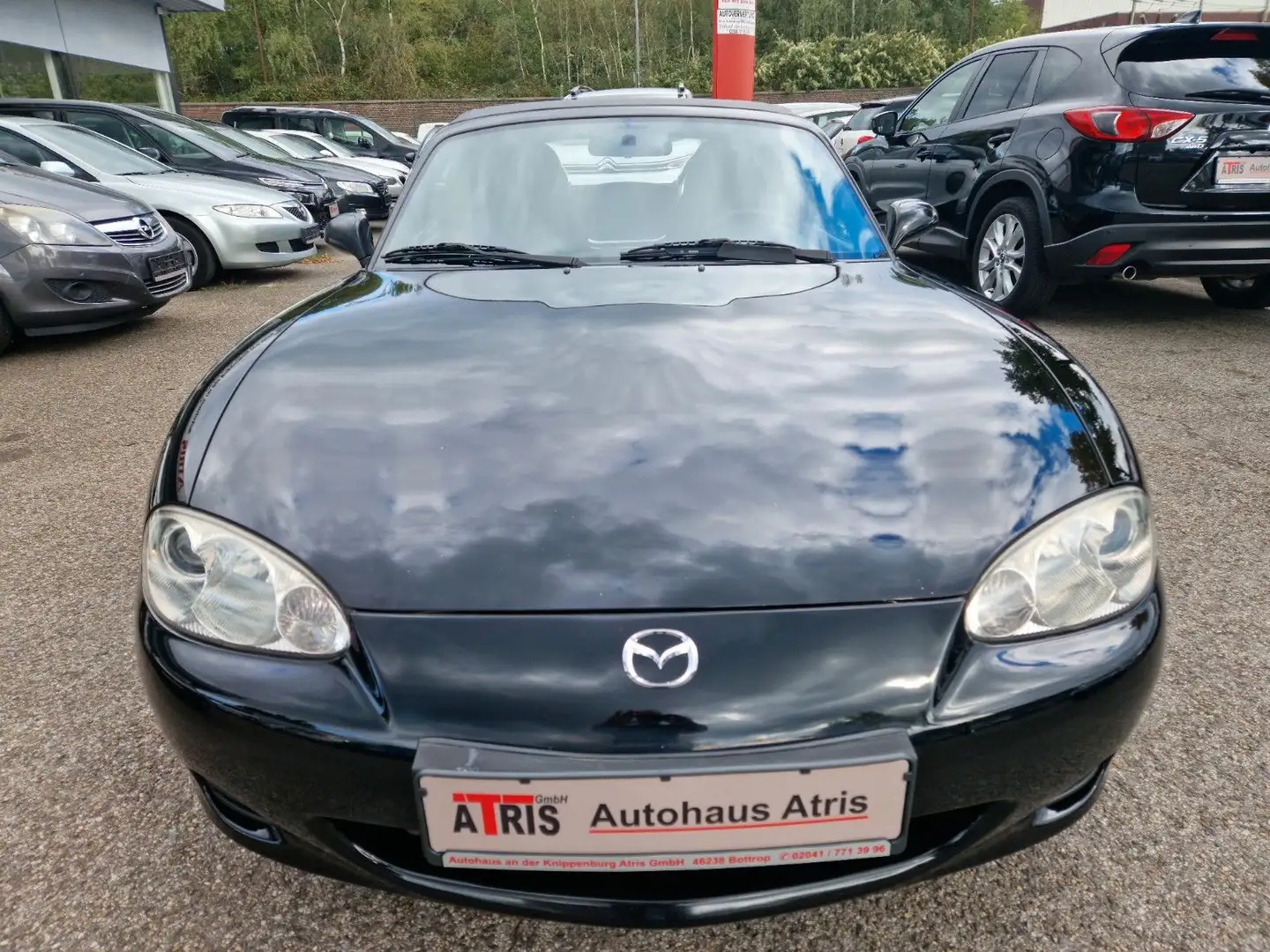 Mazda MX-5 1.6 i Roadster Schwarz - 1