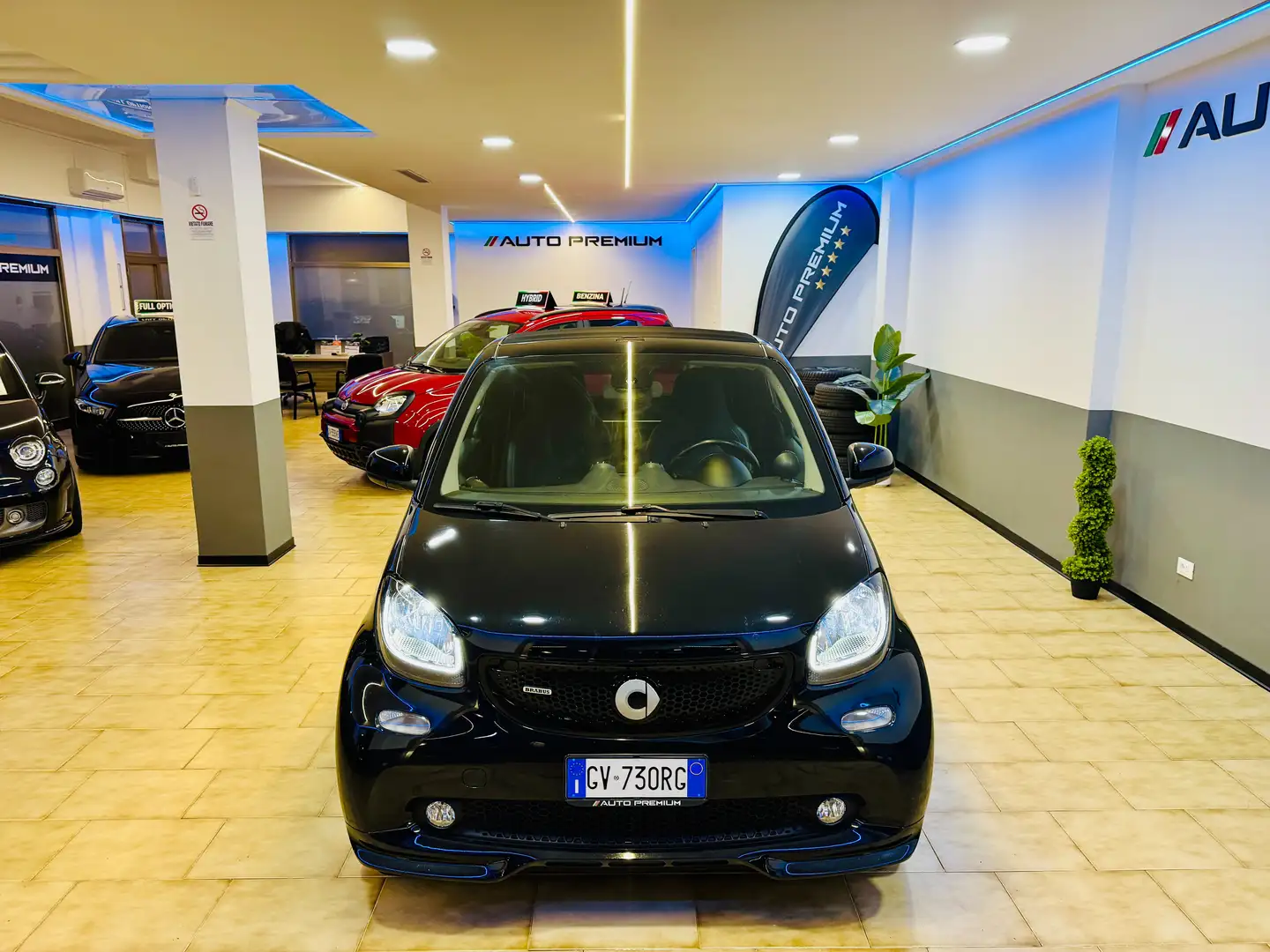 smart forTwo 90CV Brabus 0.9 Cabrio Autom / RetroCam Touch Negro - 2