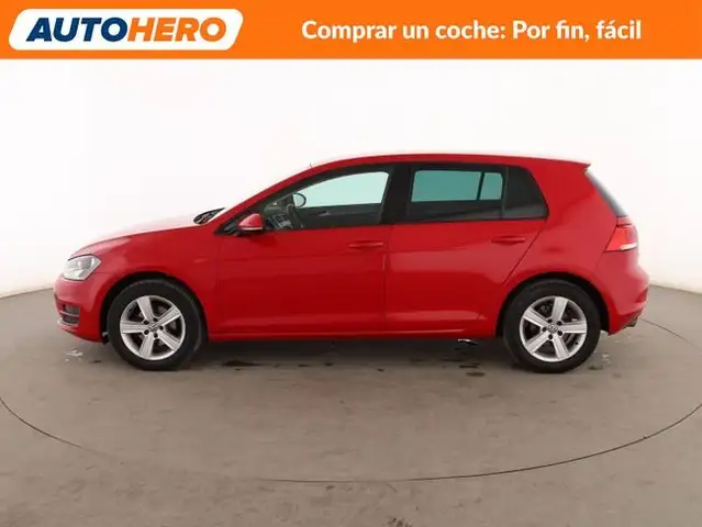 Volkswagen Golf view 3