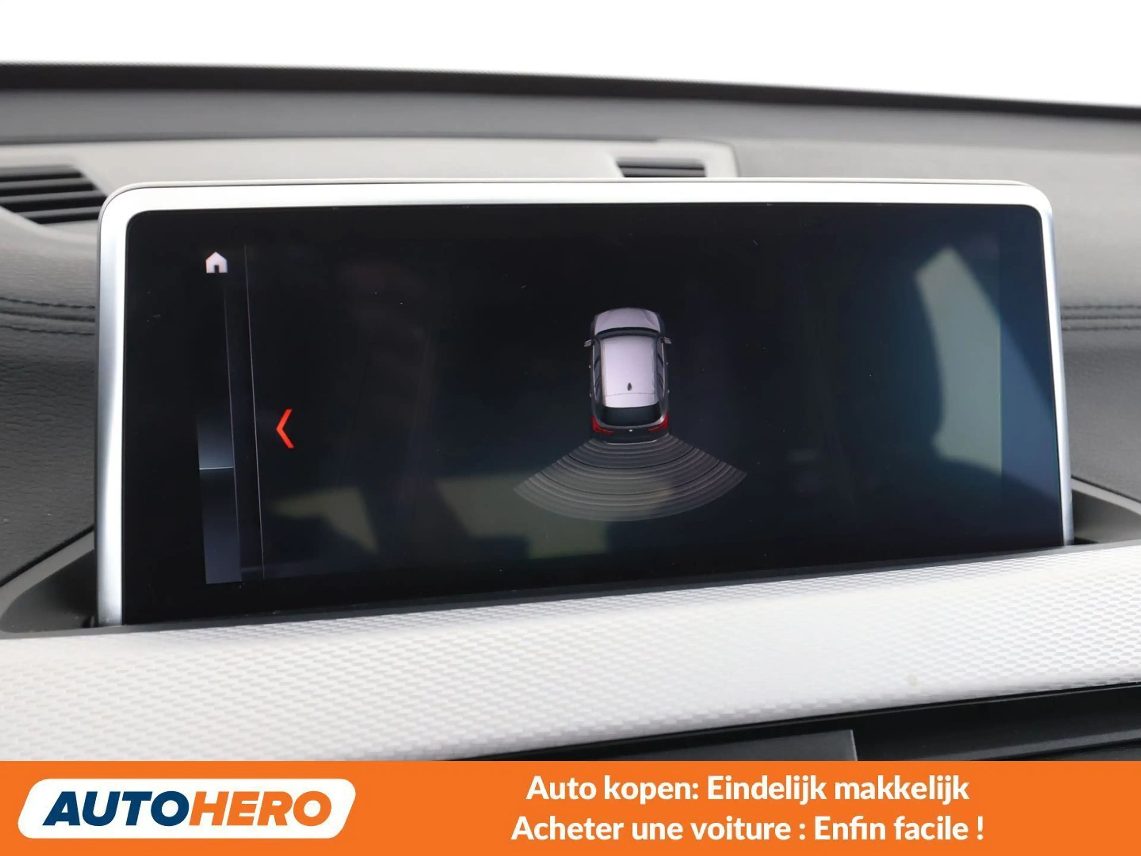 BMW X1 sDrive 18i M Sport — photo 11