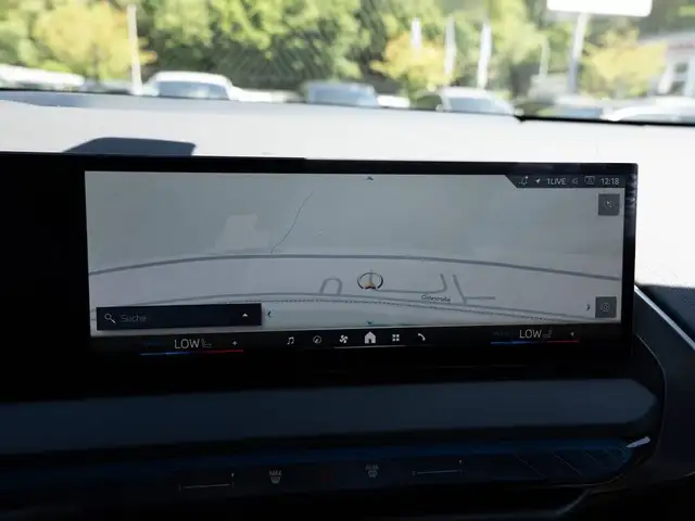 BMW X3 view 12