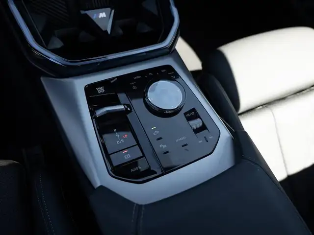 BMW X3 view 9
